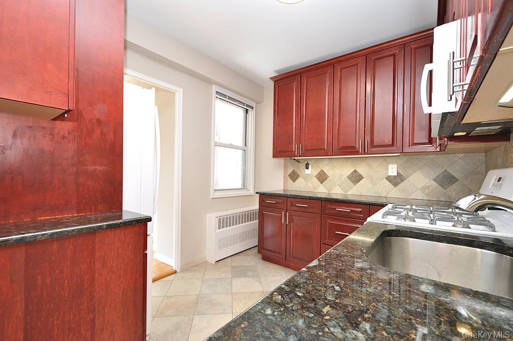 #20 photo, 260 Garth Road, Scarsdale , NY 10583