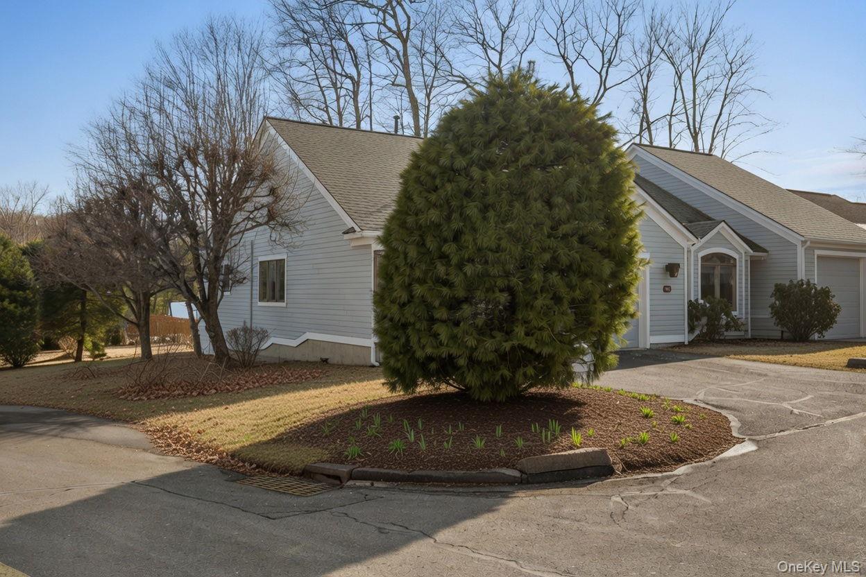 #3 photo, 772 Heritage Hills, Somers , NY 10589