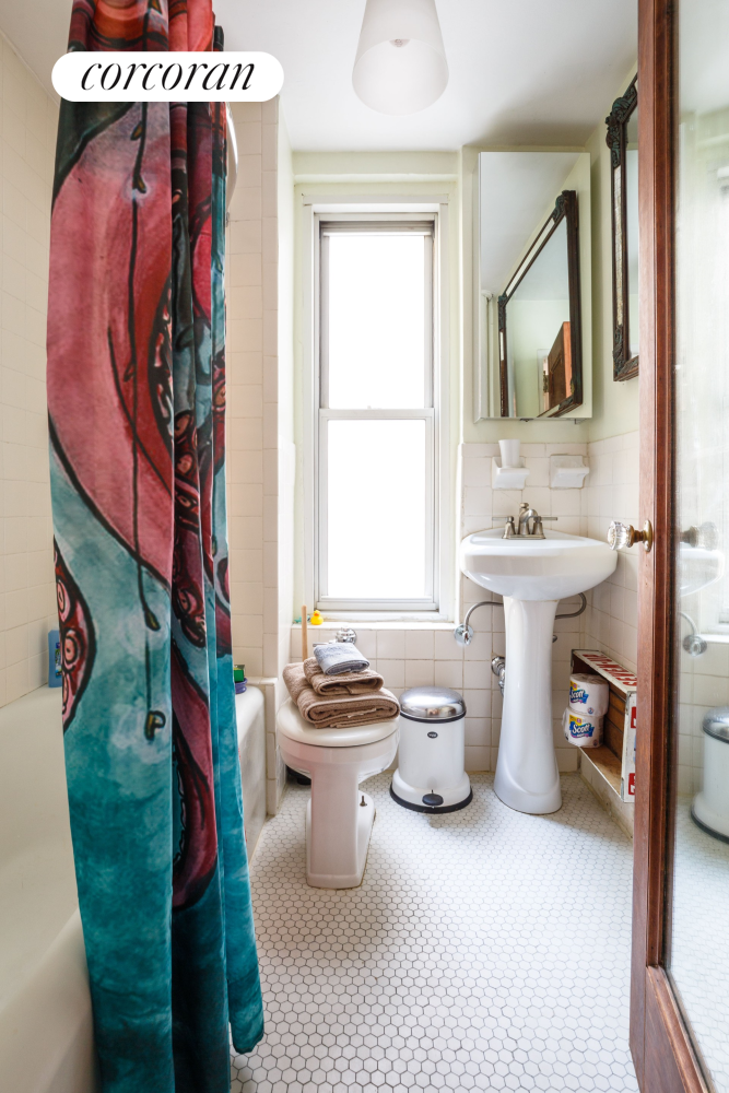 #6 photo, New York City, Hell's Kitchen , NY 10036