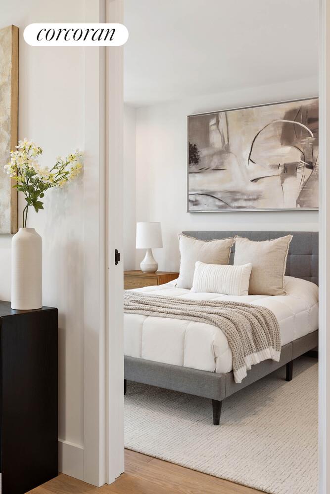 #4 photo, 25-23 NEWTOWN Avenue, Astoria , NY 11102