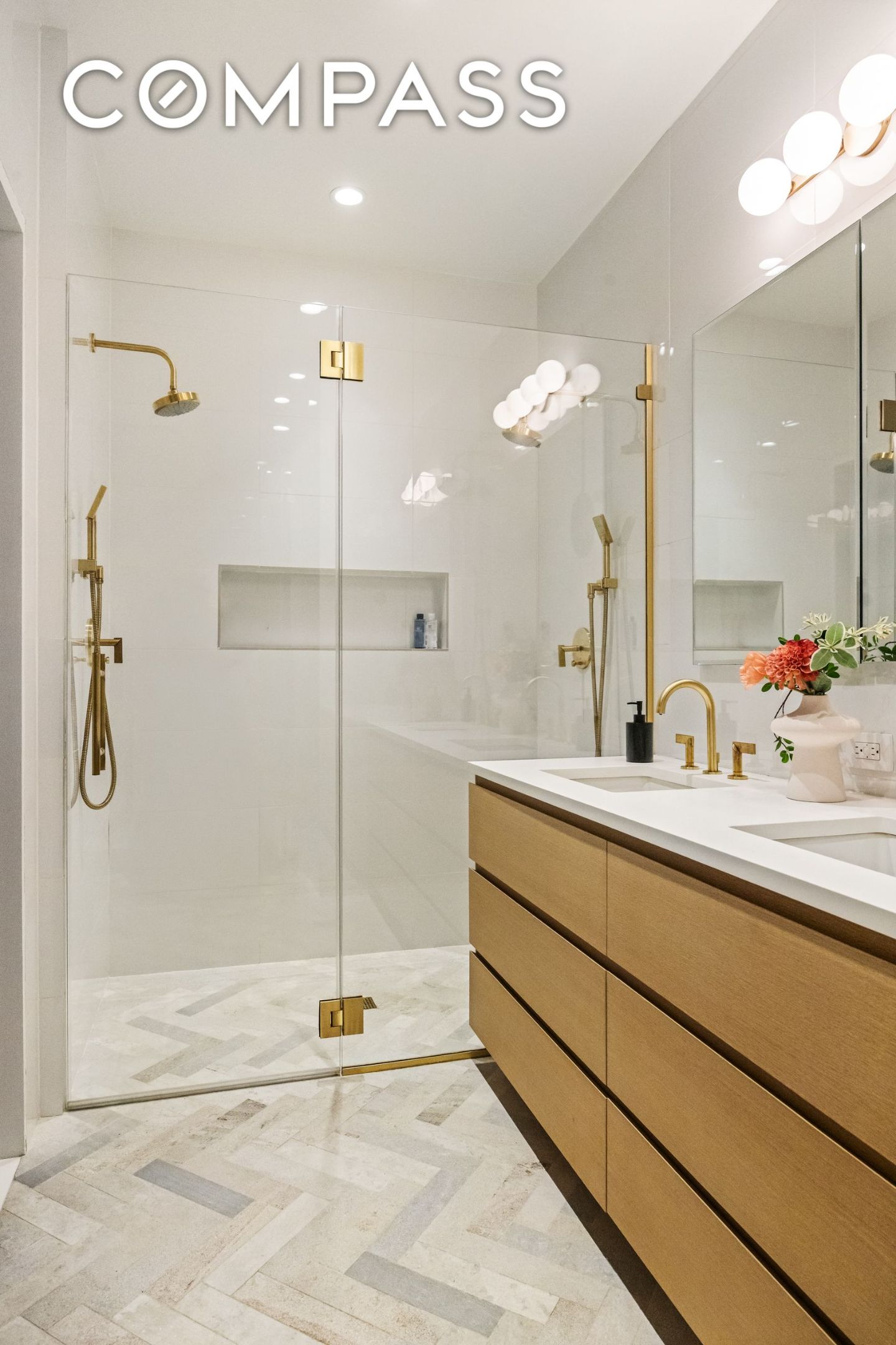 #19 photo, 45 Warren Street, Tribeca , NY 10007