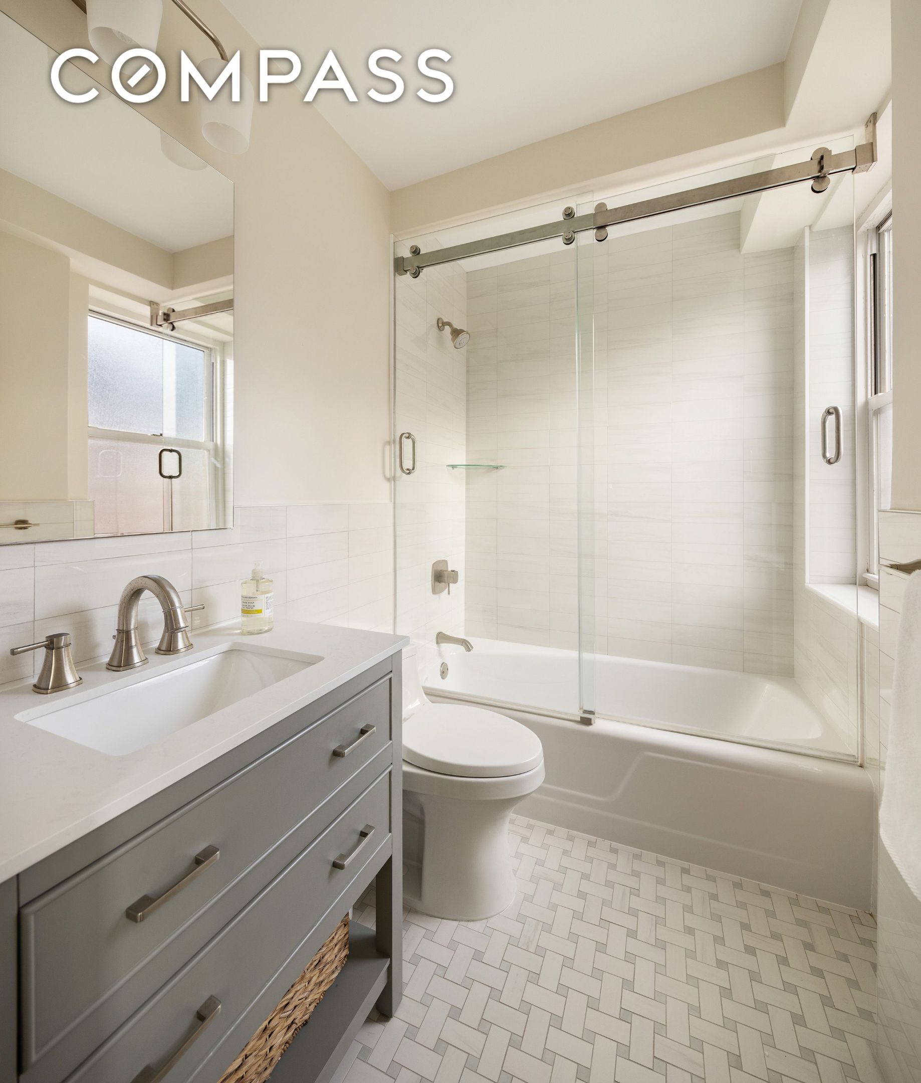 #9 photo, 135 E 83rd Street, Манхэттен ‖ Upper East Side , NY 10028