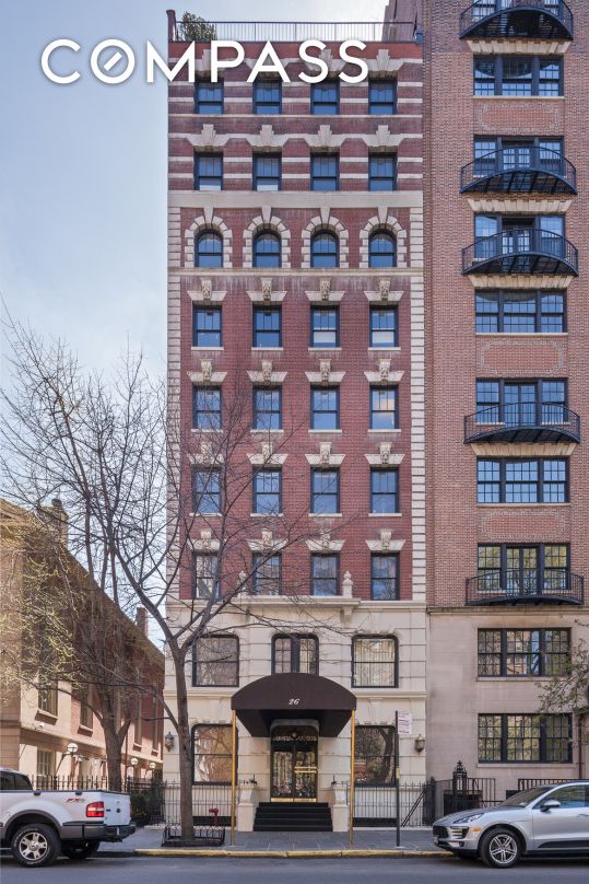 #7 photo, 26 Gramercy Park S, Gramercy Park , NY 10003