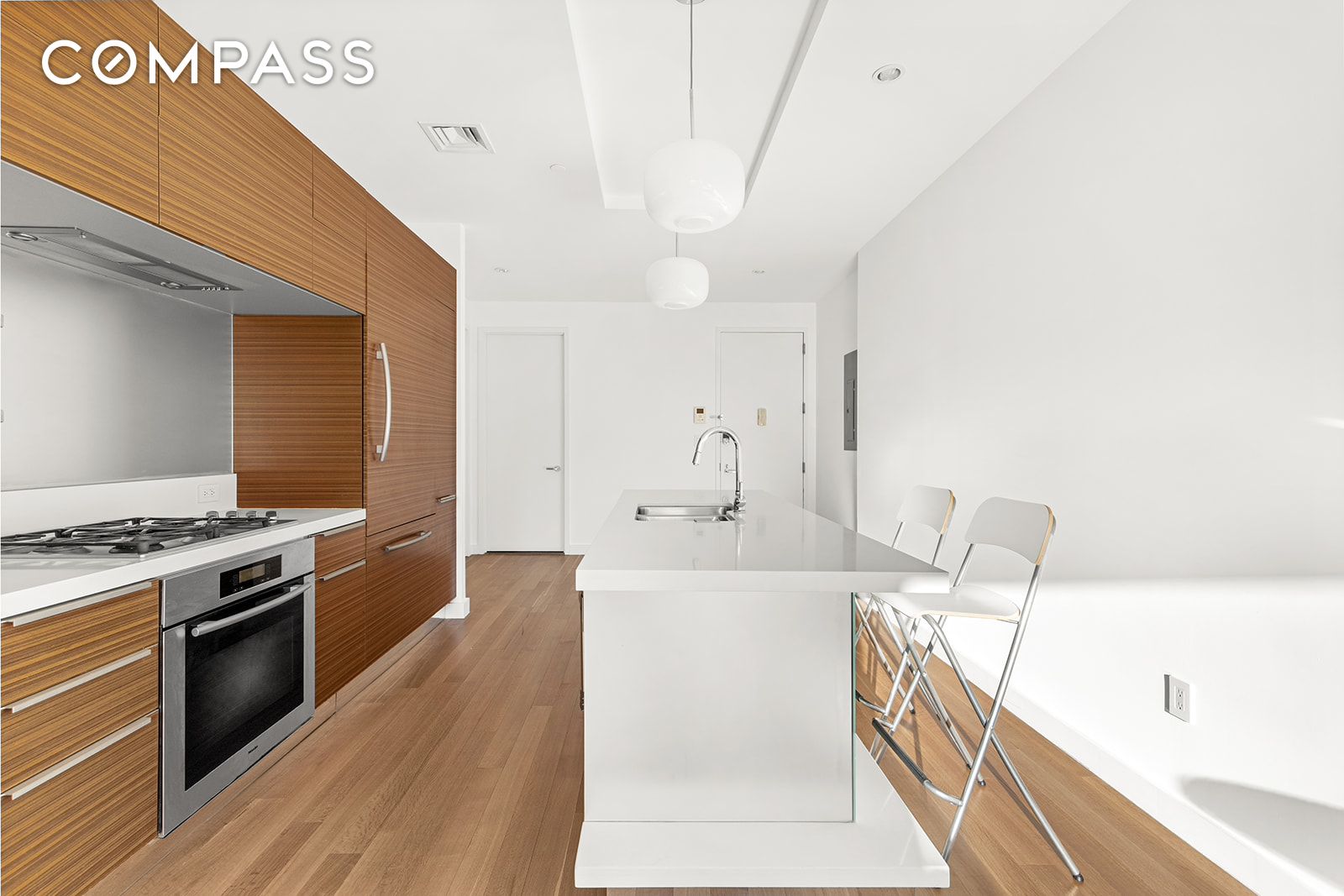 #3 photo, 150 N 5th Street, ब्रुकलीन Williamsburg , NY 11211