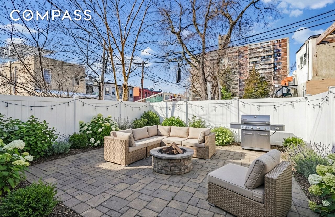 #18 photo, 352 New York Avenue, Crown Heights , NY 11213