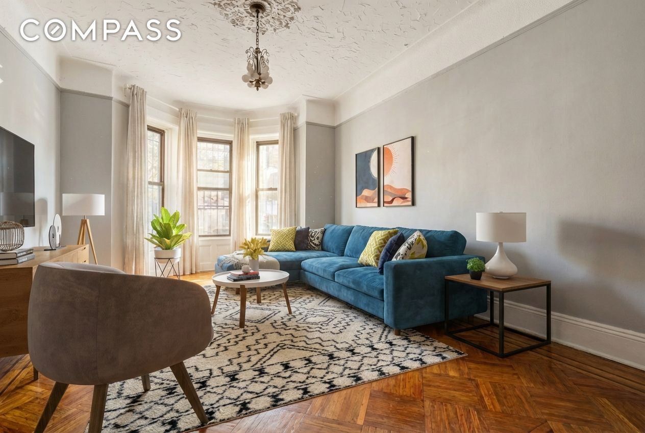 #9 photo, 352 New York Avenue, Crown Heights , NY 11213