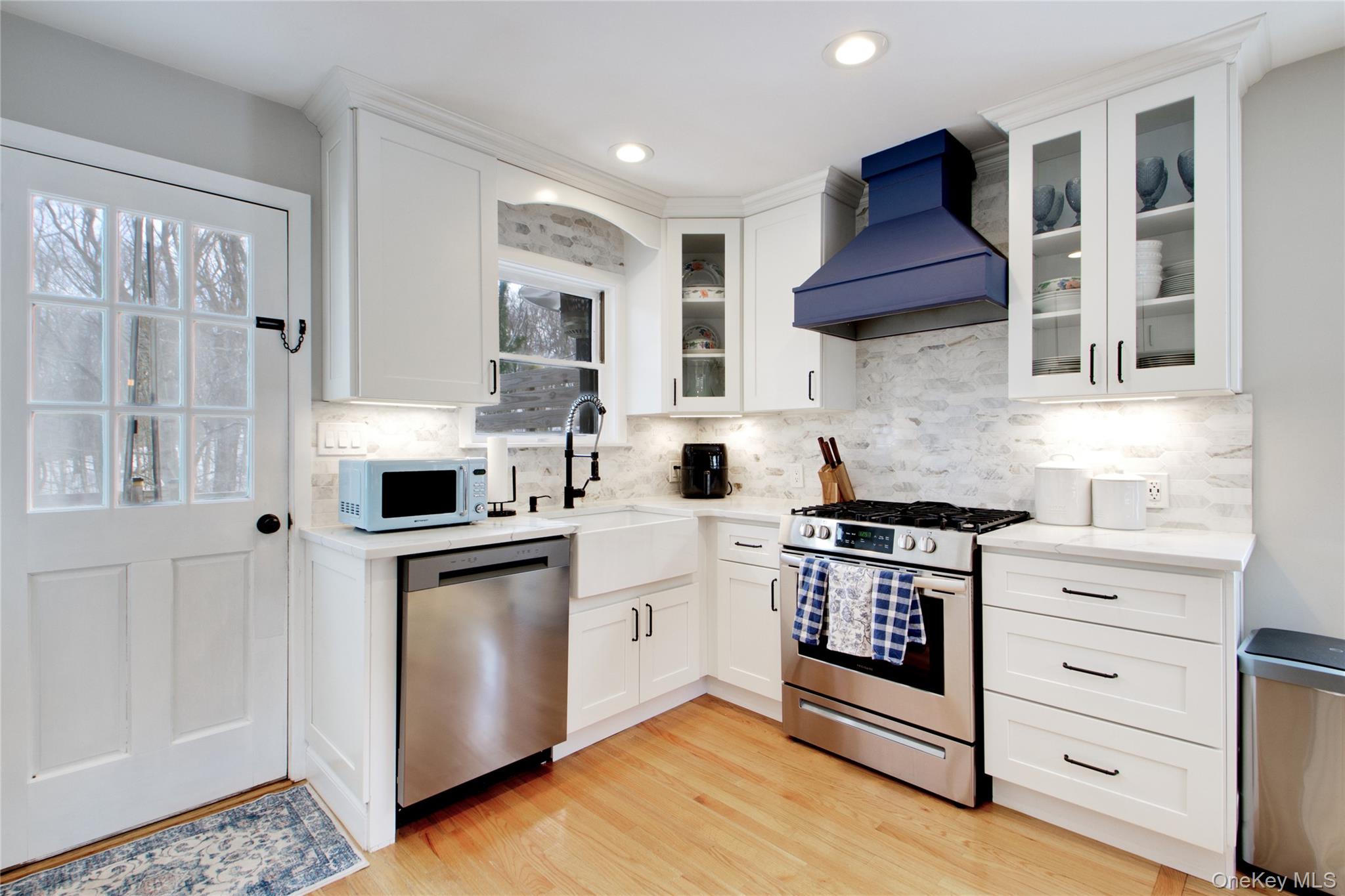 #10 photo, 125 Walnut Road, Kings Park , NY 11754