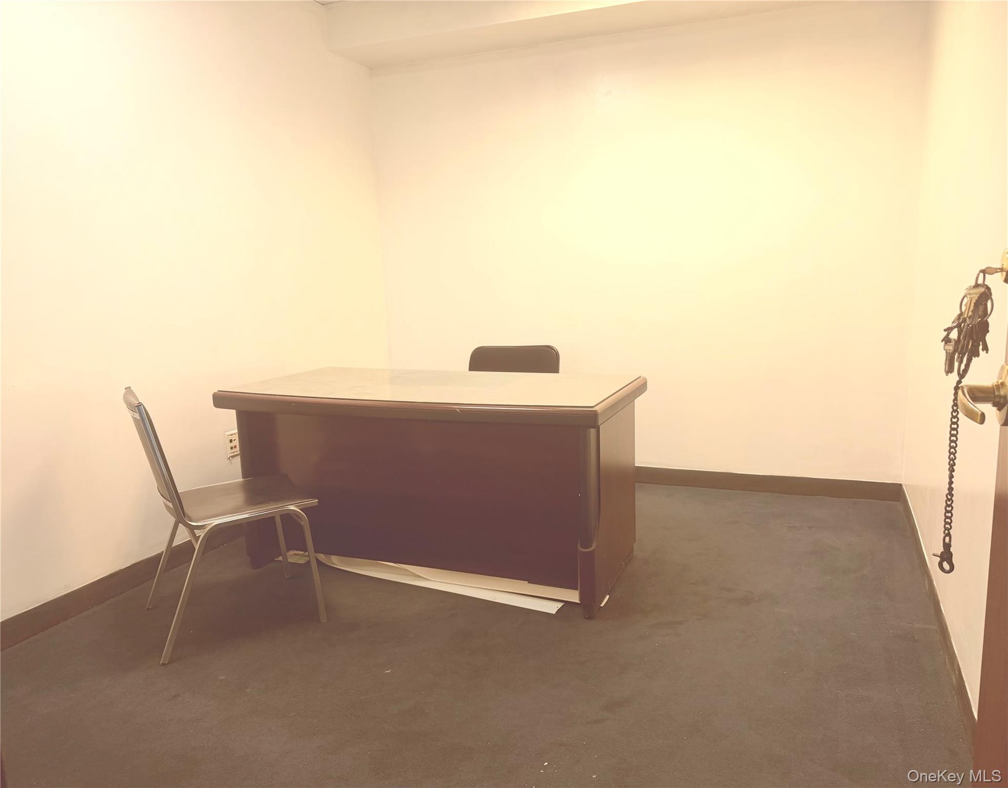 #3 photo, 3708 Main Street, קווינס Flushing , NY 11354