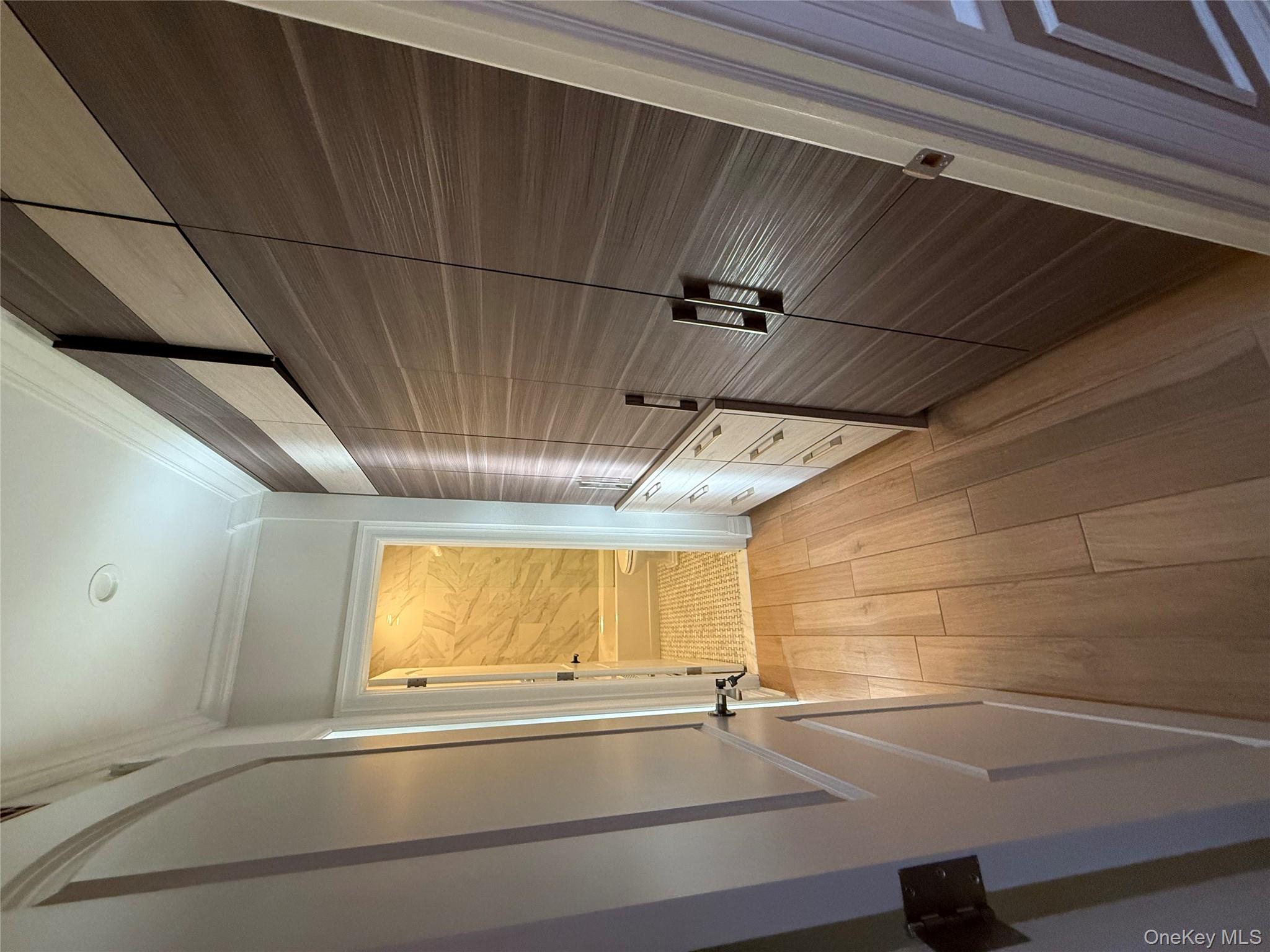 #12 photo, 78-68 84th Street, Glendale , NY 11385