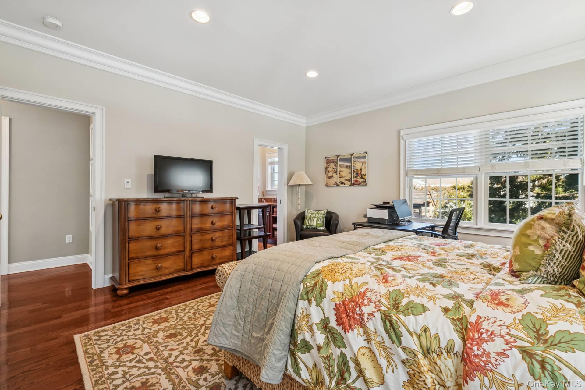 #17 photo, 23 Meadow Lane, Саффолк ‖ Westhampton Beach , NY 11978