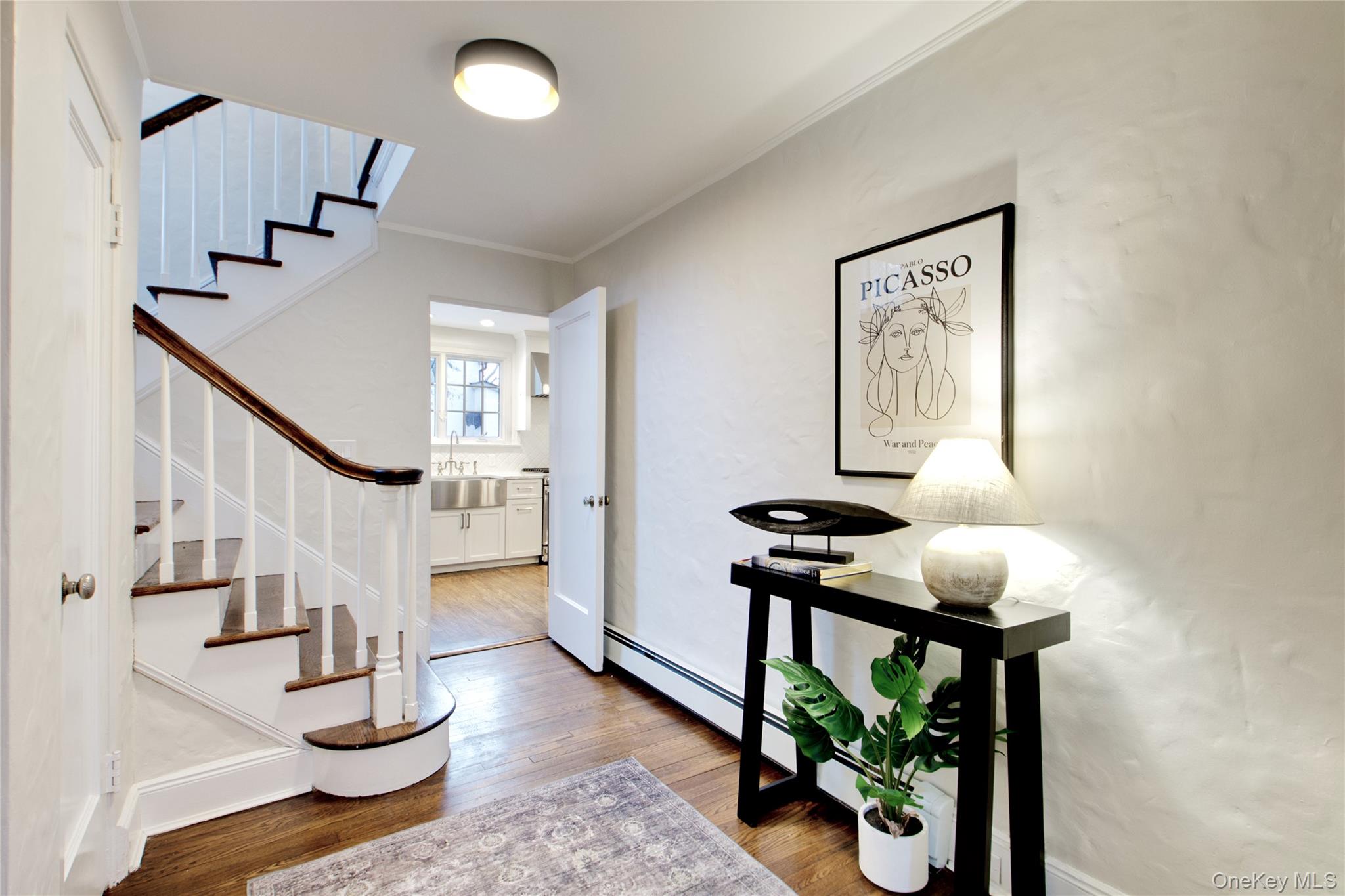 #3 photo, 27 Oakland Drive, Port Washington , NY 11050