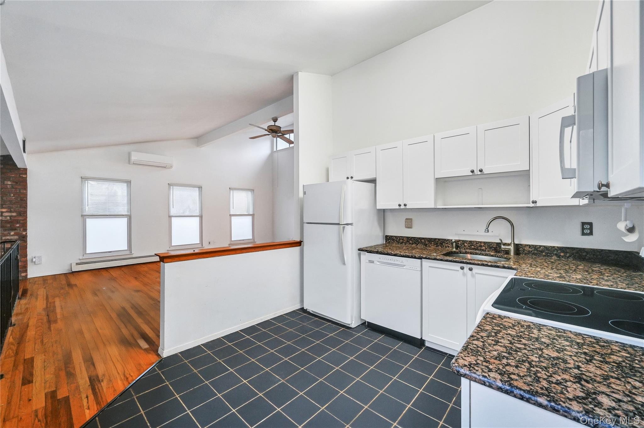 #4 photo, 60 Hildreth Place, East Hampton , NY 11937