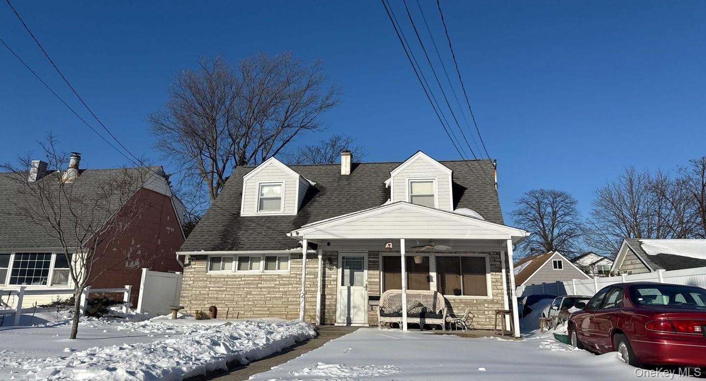 #1 photo, 2 Quay Court, East Rockaway , NY 11518