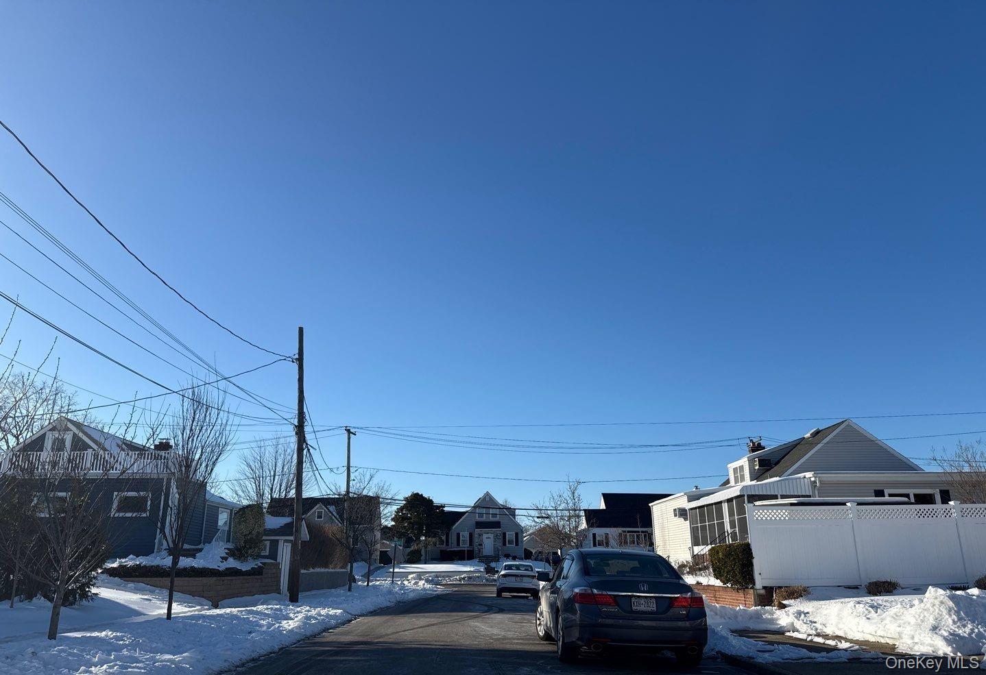 #4 photo, 2 Quay Court, East Rockaway , NY 11518