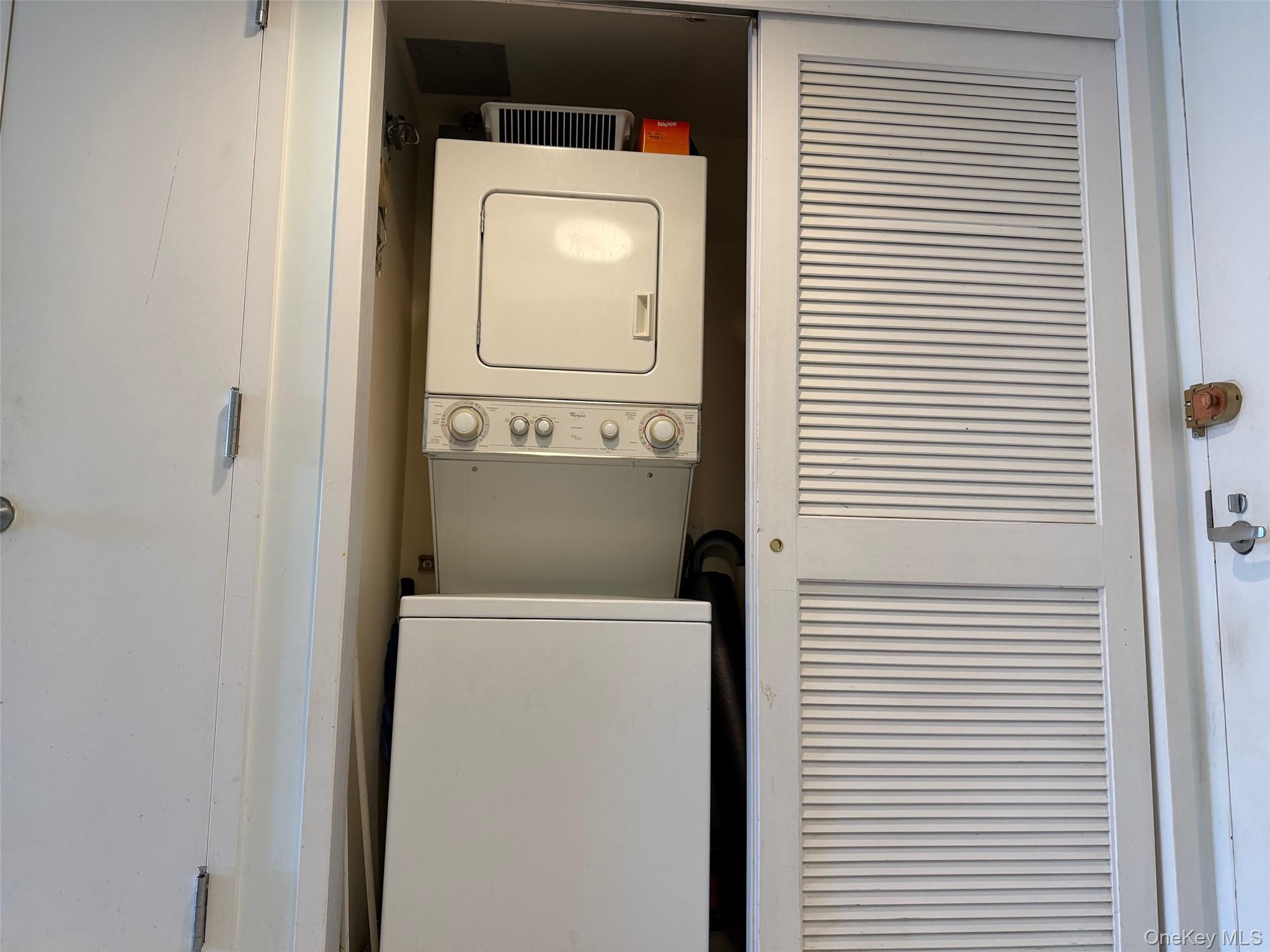 #14 photo, 88 Cuttermill Road, Great Neck , NY 11021