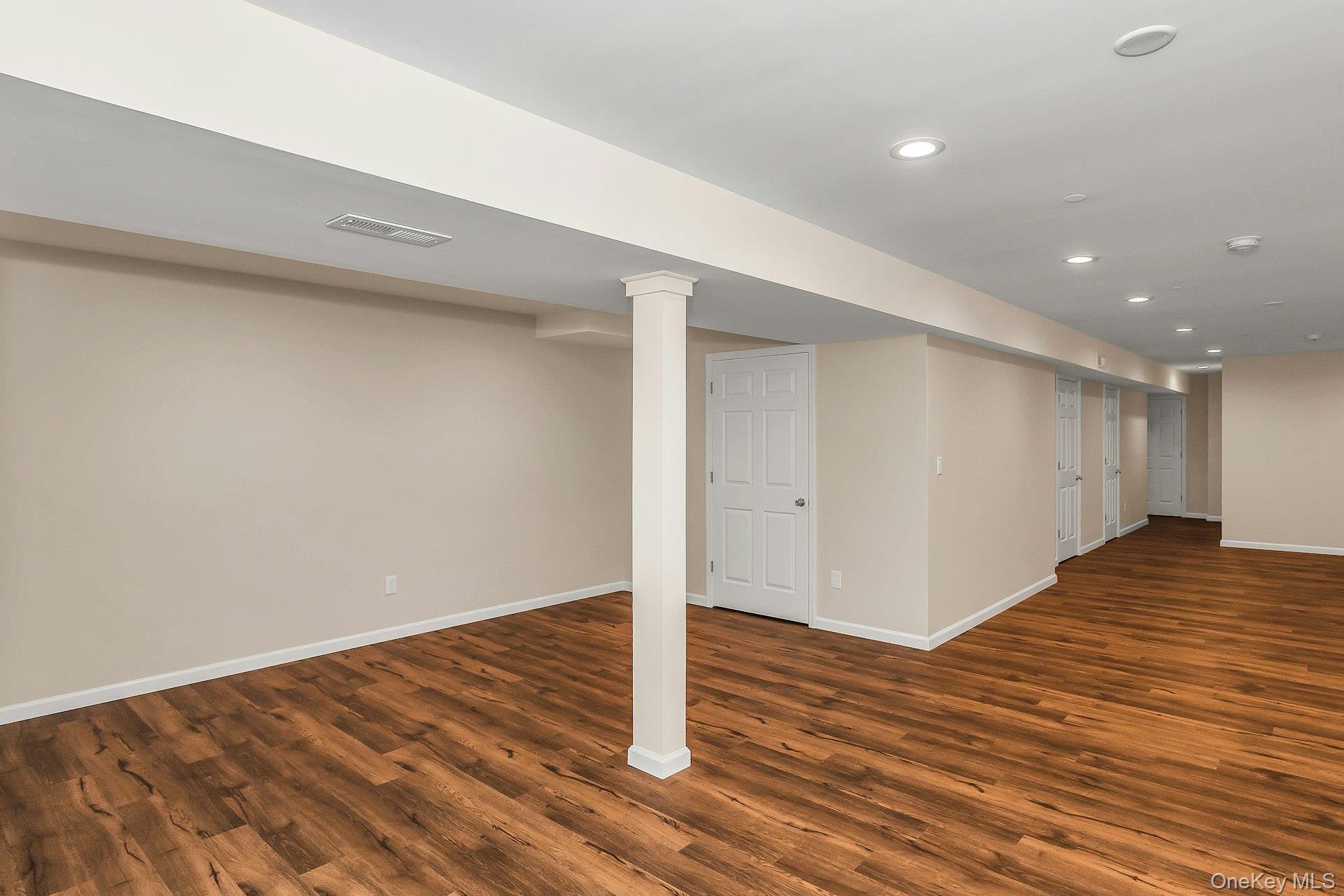 #20 photo, 28 Spring Drive, Seaford , NY 11783