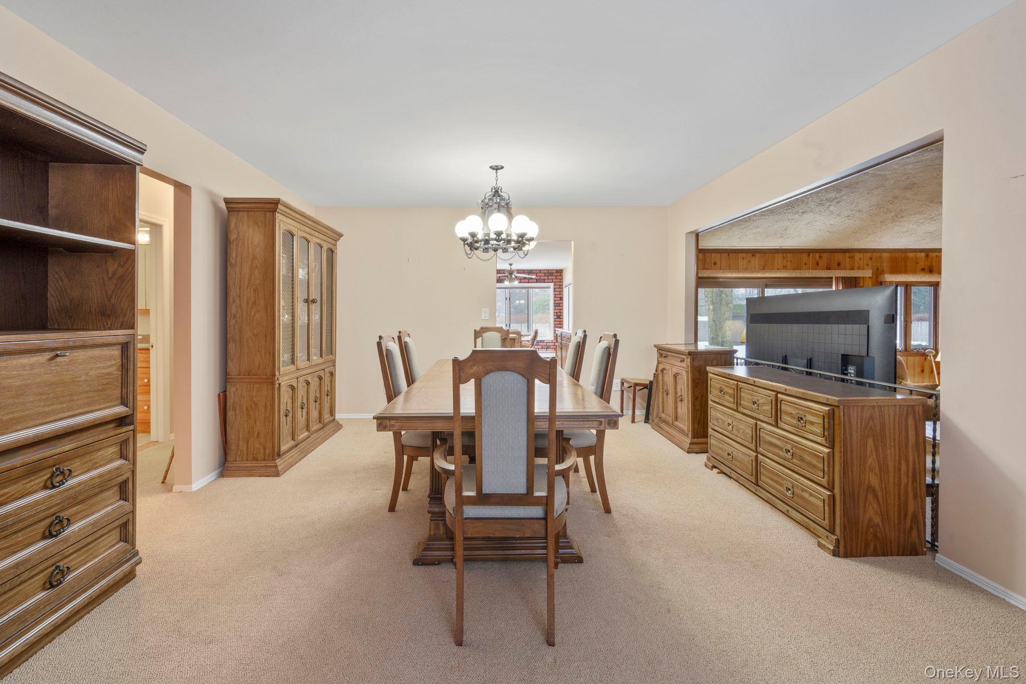 #13 photo, 15 Thadford Street, サフォーク郡 East Northport , NY 11731