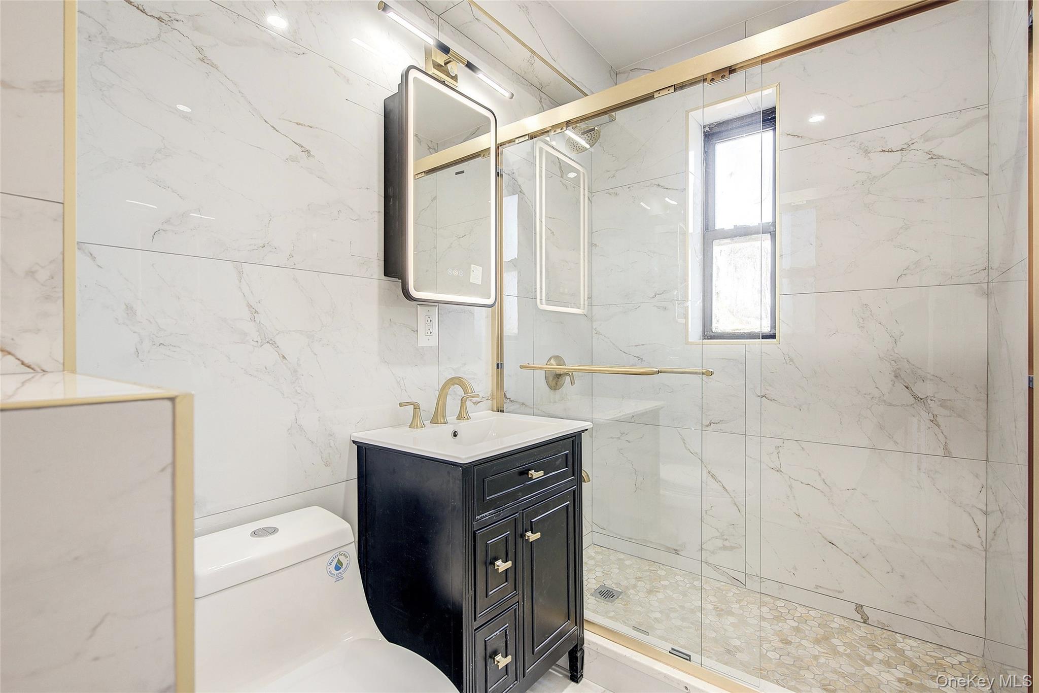 #11 photo, 3750 87th Street, Куинс ‖ Jackson Heights , NY 11372