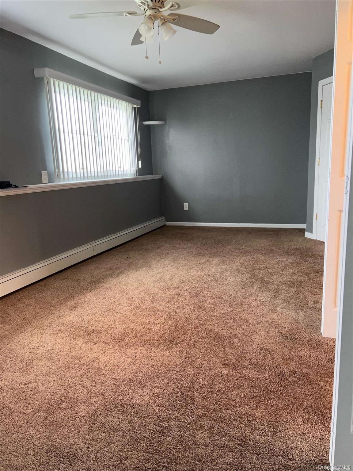 #17 photo, 65 Gateway Drive, Copiague , NY 11726