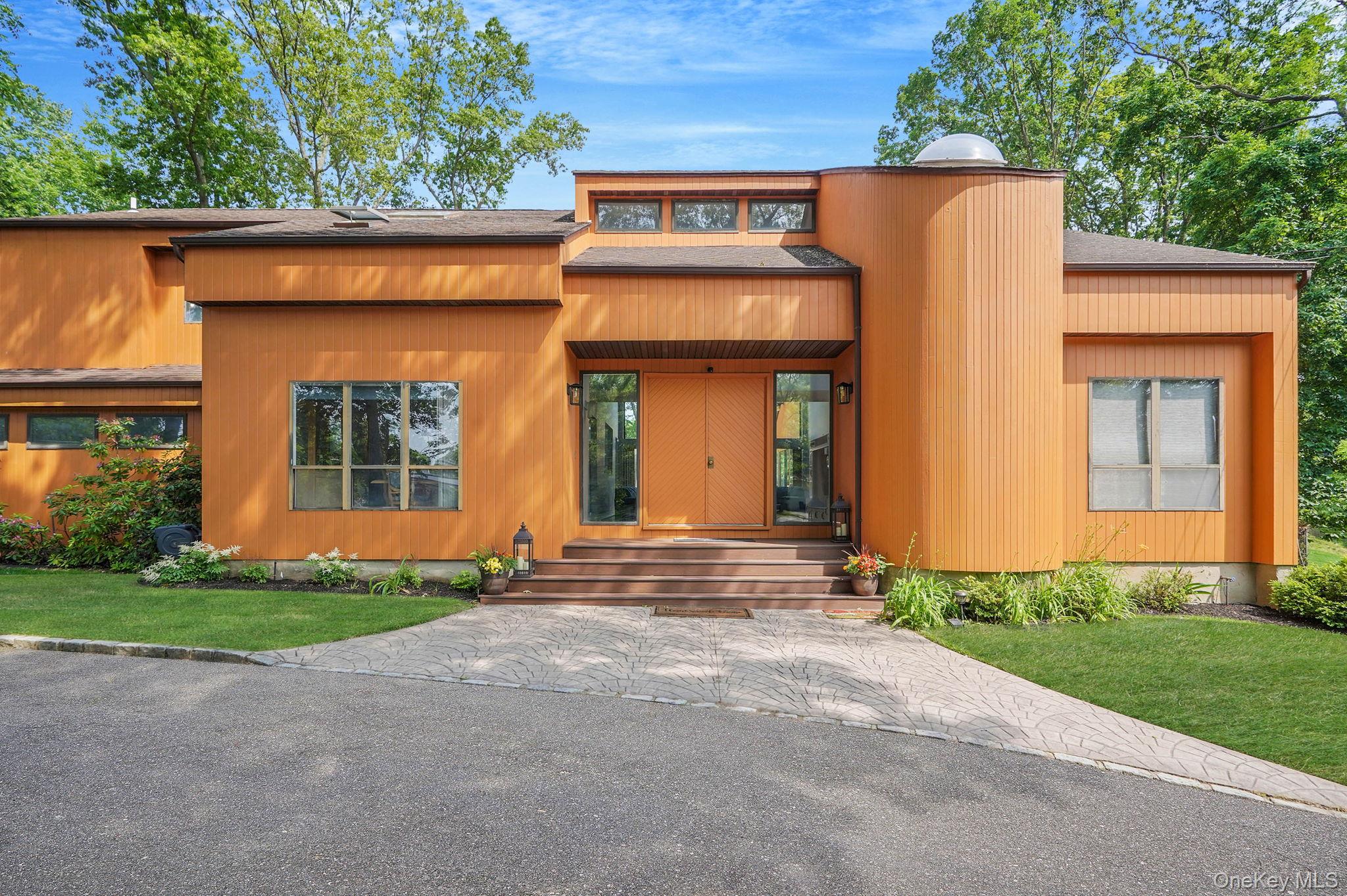 #3 photo, 318 Sheep Pasture Road, East Setauket , NY 11733