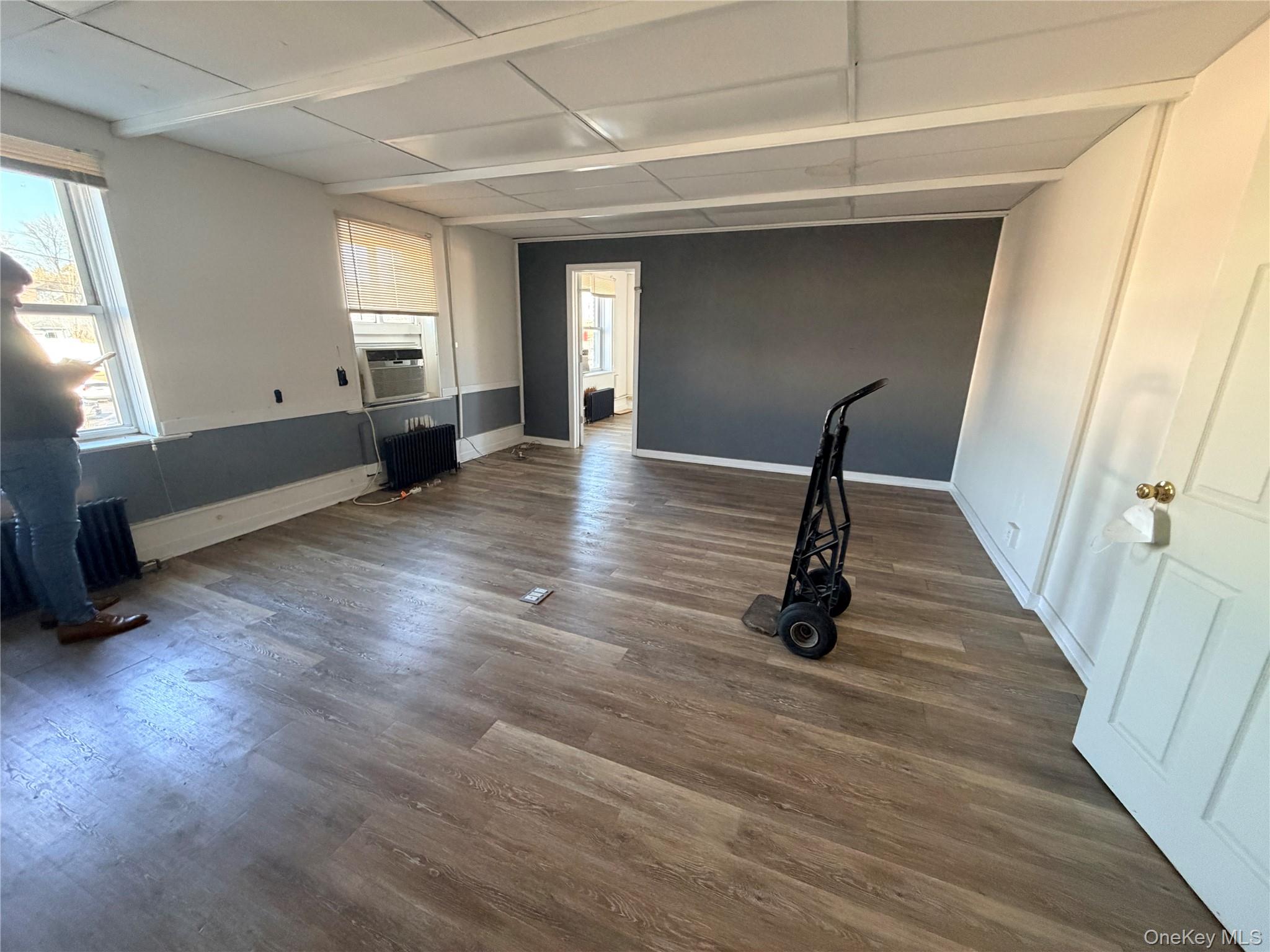 #2 photo, 218 Front Street, नासाउ काउंटी Hempstead , NY 11550