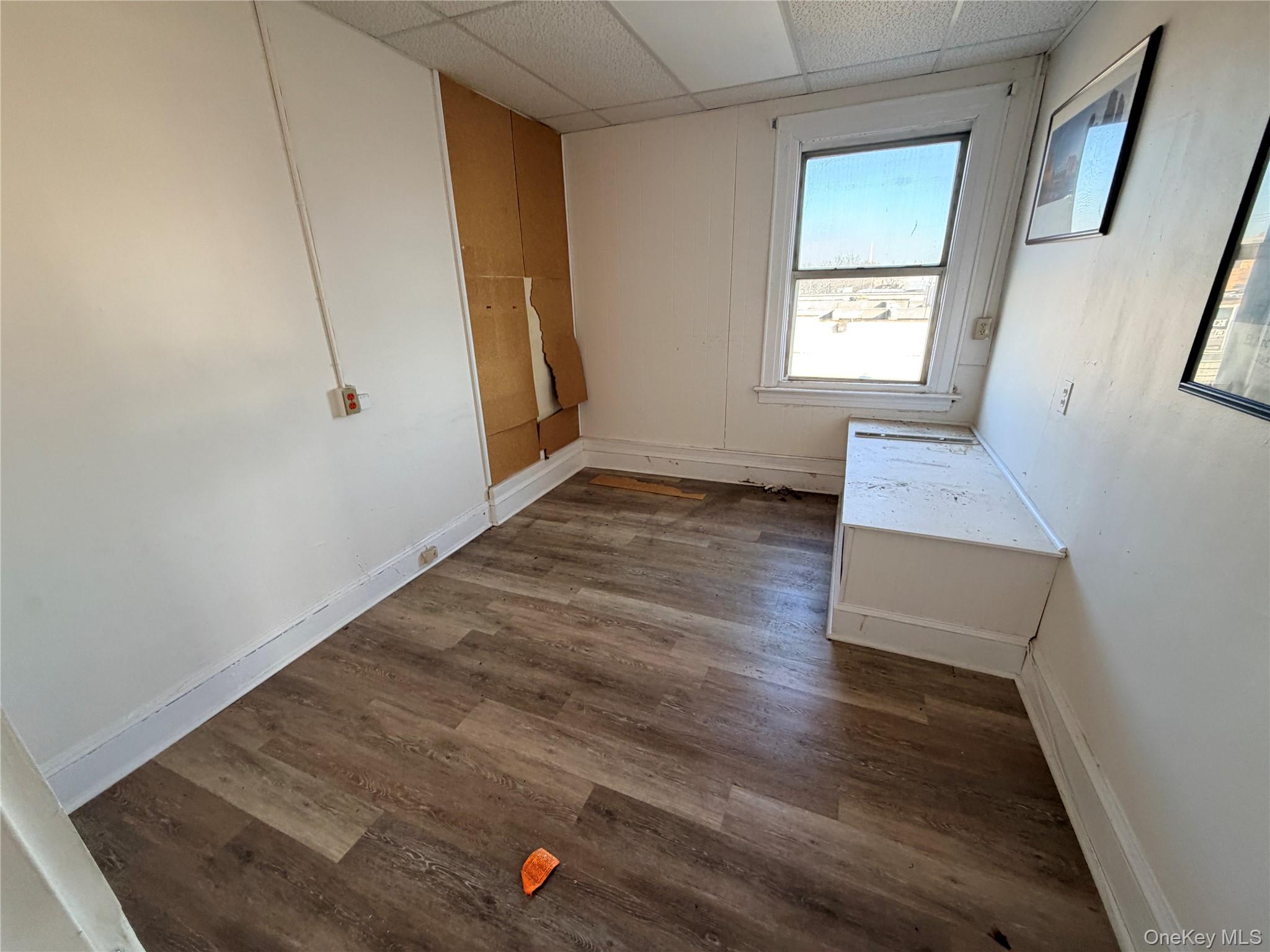 #8 photo, 218 Front Street, नासाउ काउंटी Hempstead , NY 11550