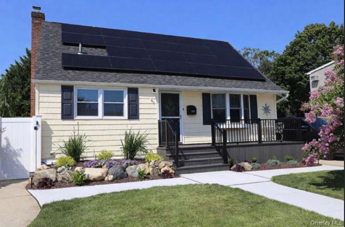 #1 photo, 1300 Lakeside Drive, Wantagh , NY 11793