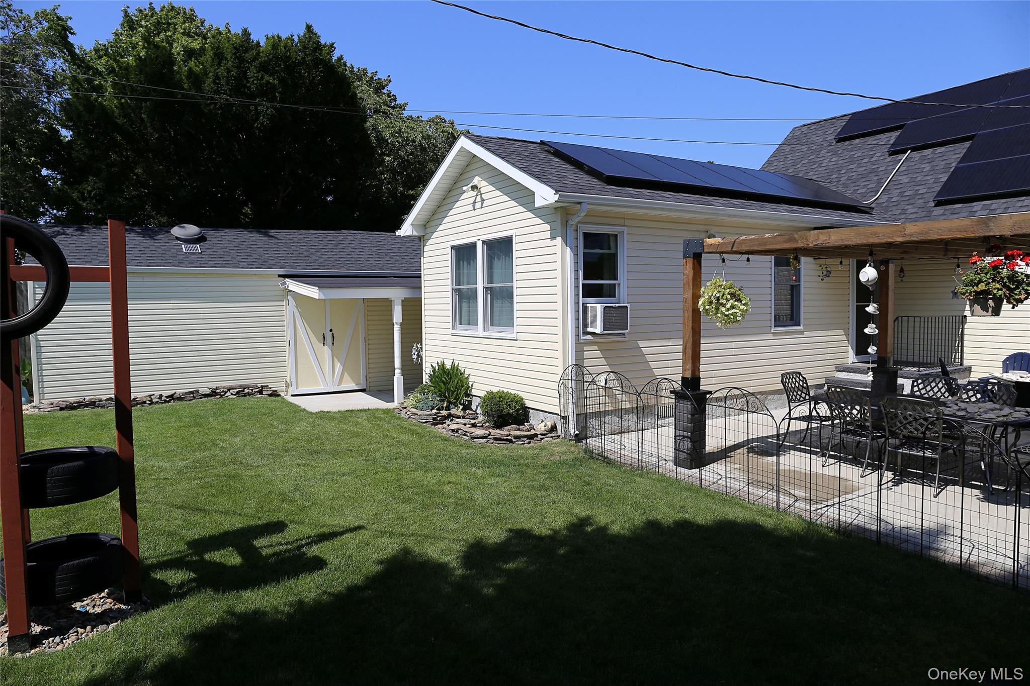 #12 photo, 1300 Lakeside Drive, Wantagh , NY 11793