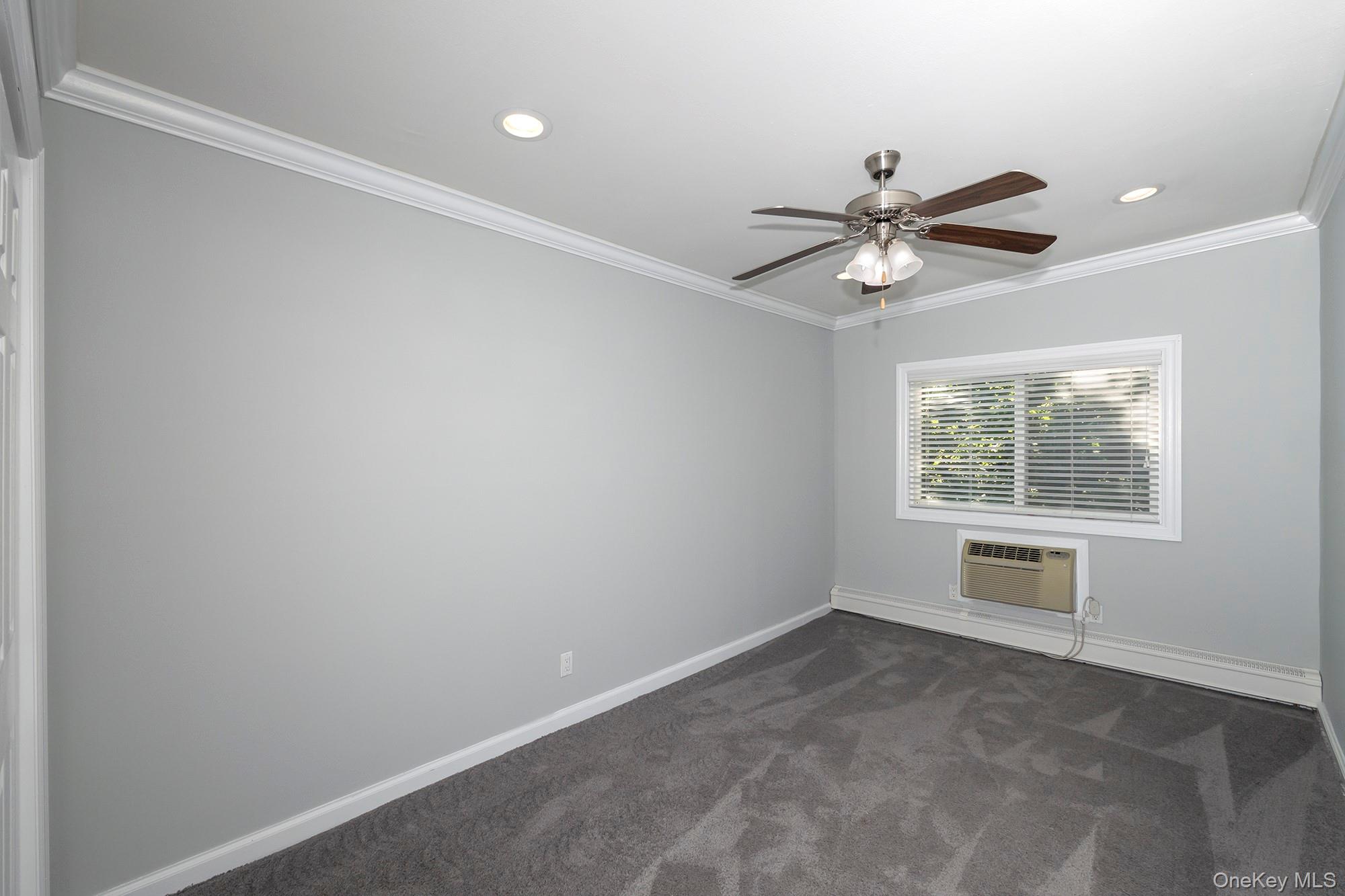 #7 photo, 427 Main Street, Northport , NY 11768