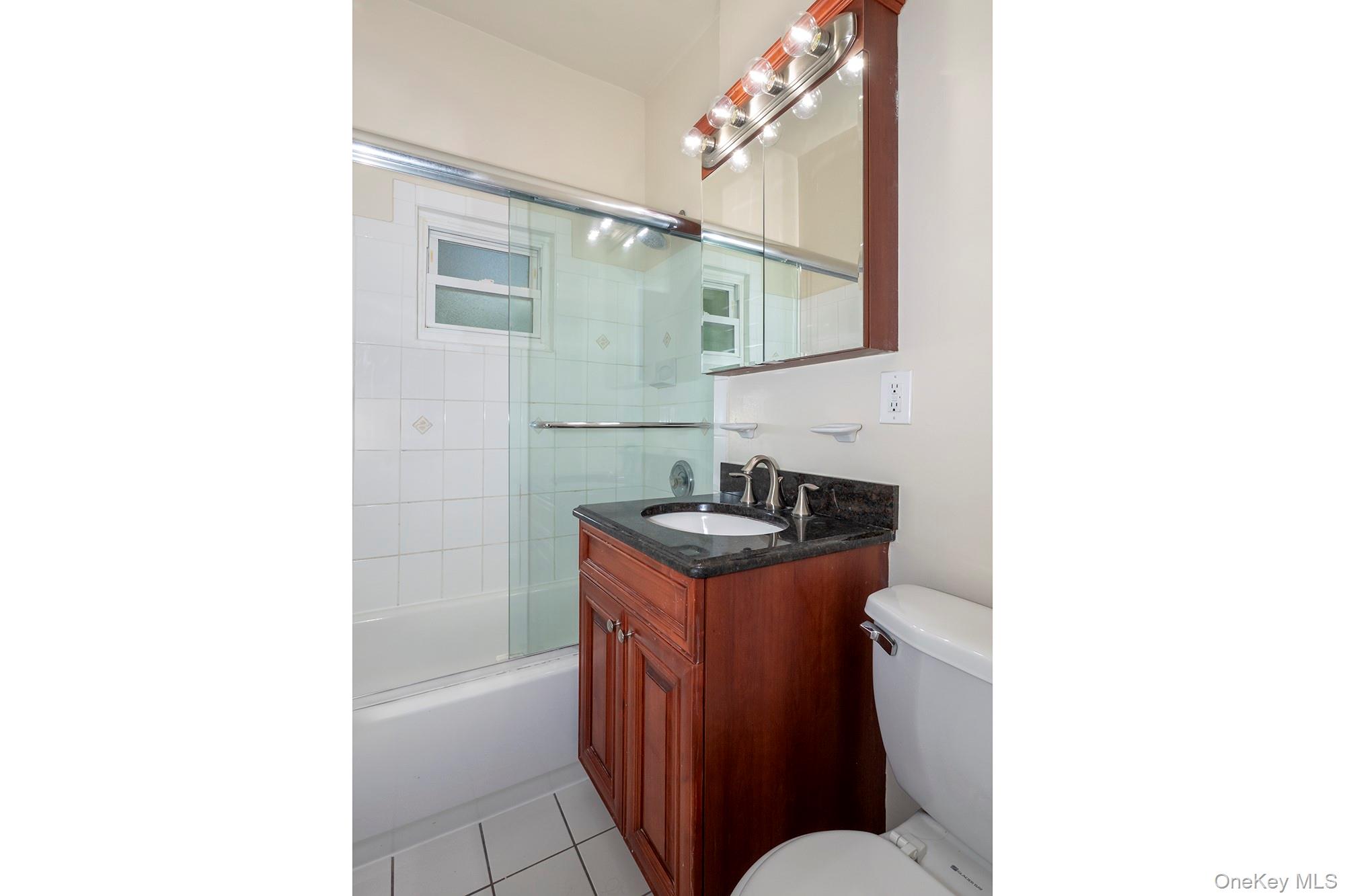 #9 photo, 427 Main Street, Northport , NY 11768