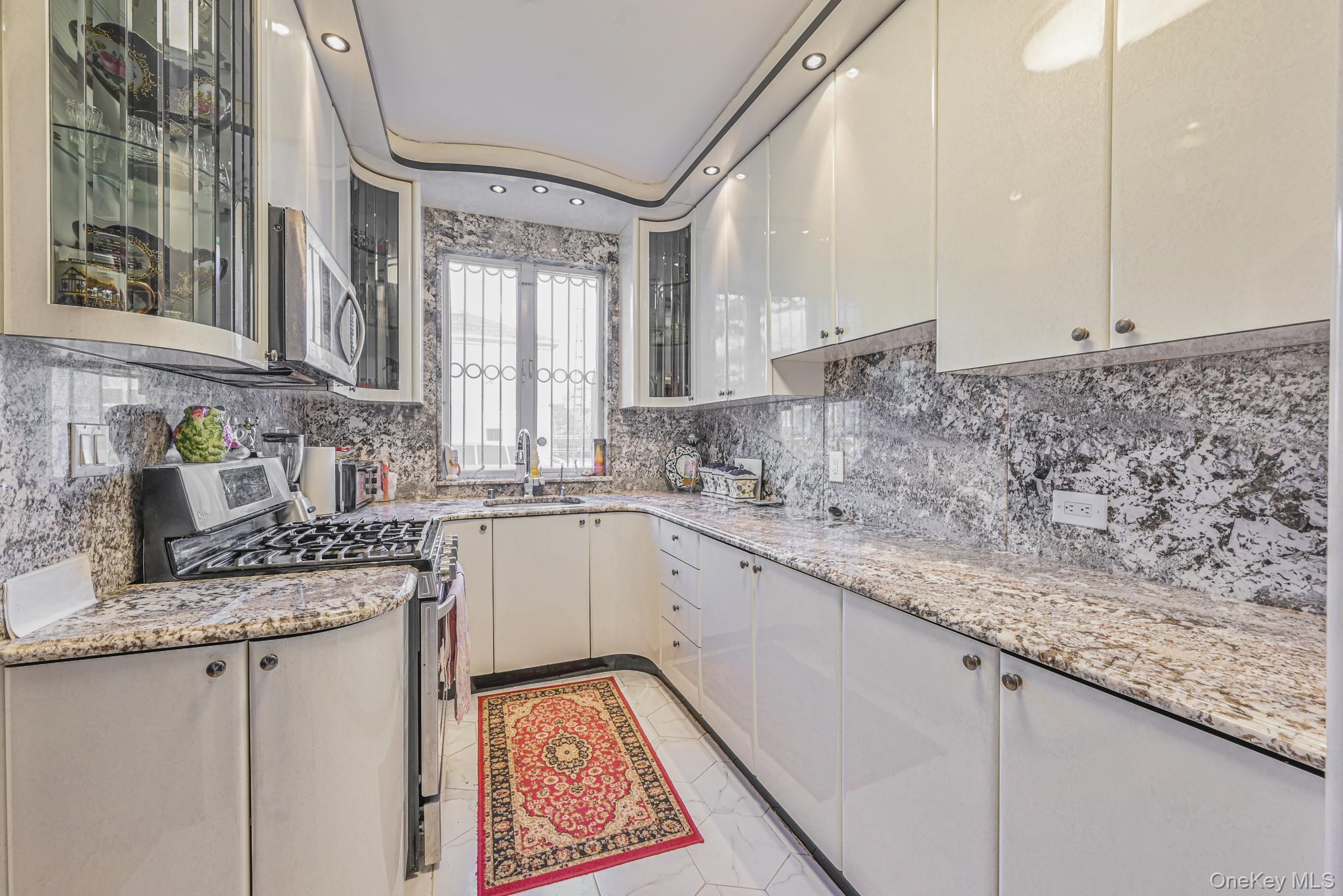 #6 photo, 10201 62nd Road, Forest Hills , NY 11375