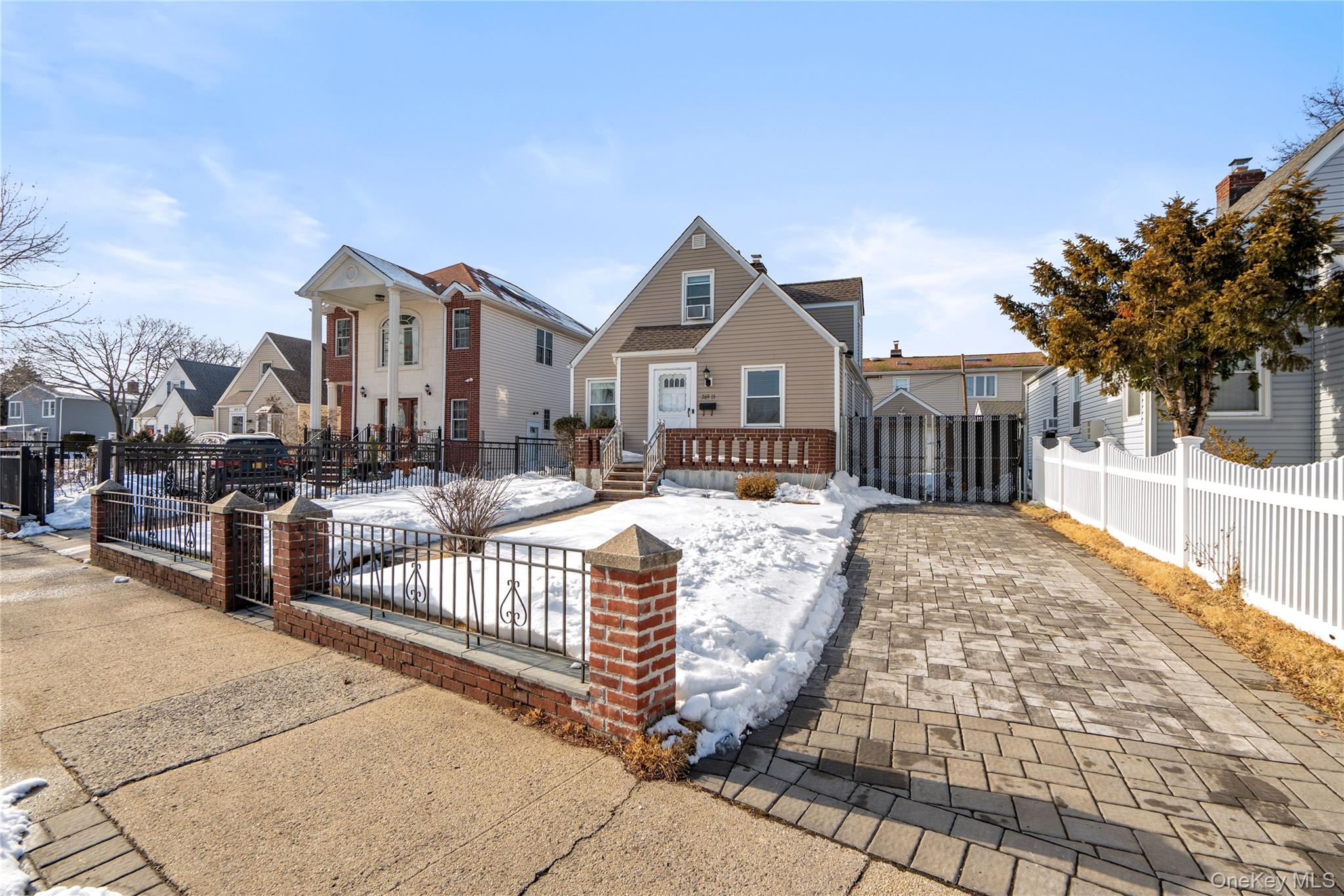 #6 photo, 269-15 Union Turnpike, New Hyde Park , NY 11040