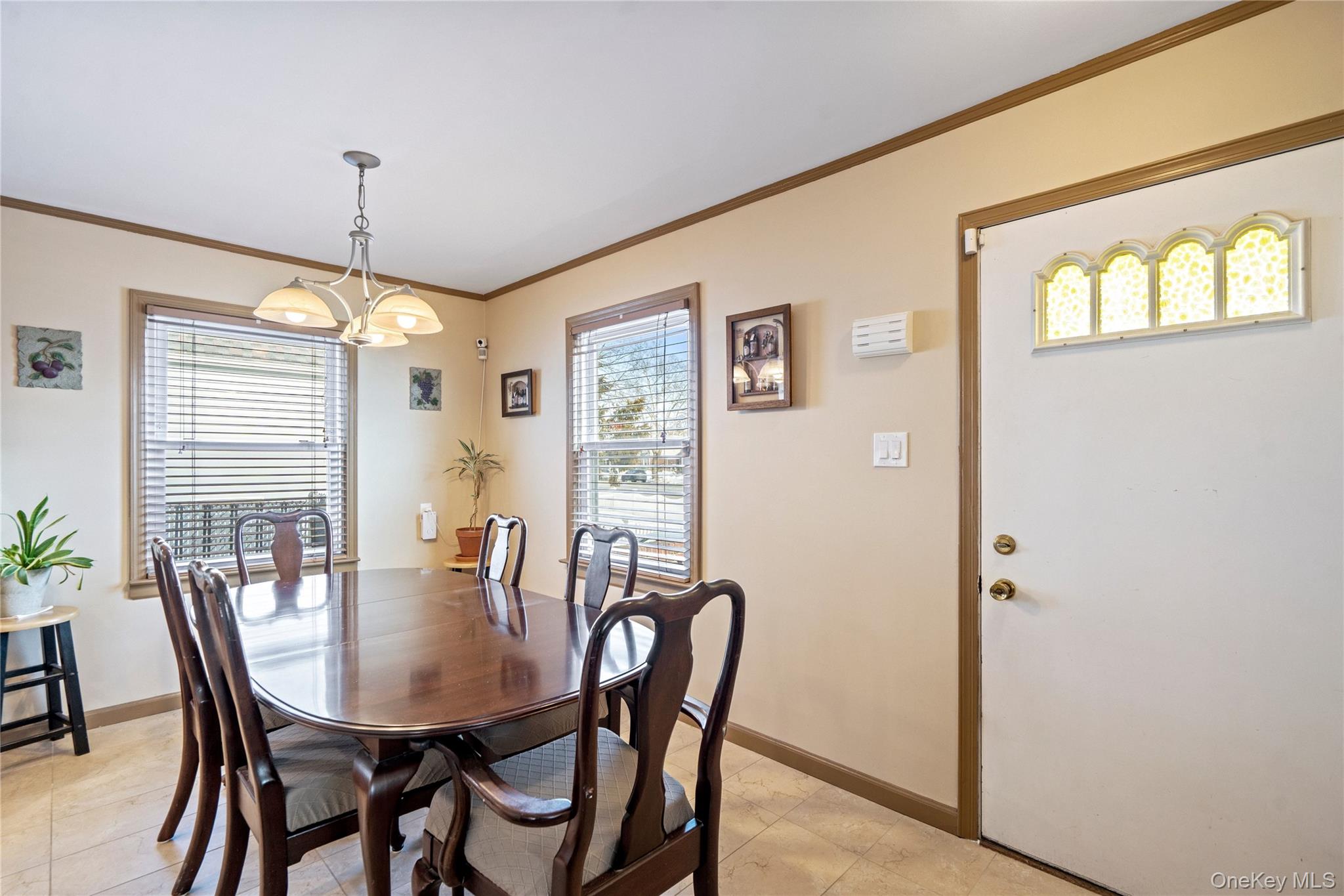 #8 photo, 269-15 Union Turnpike, New Hyde Park , NY 11040