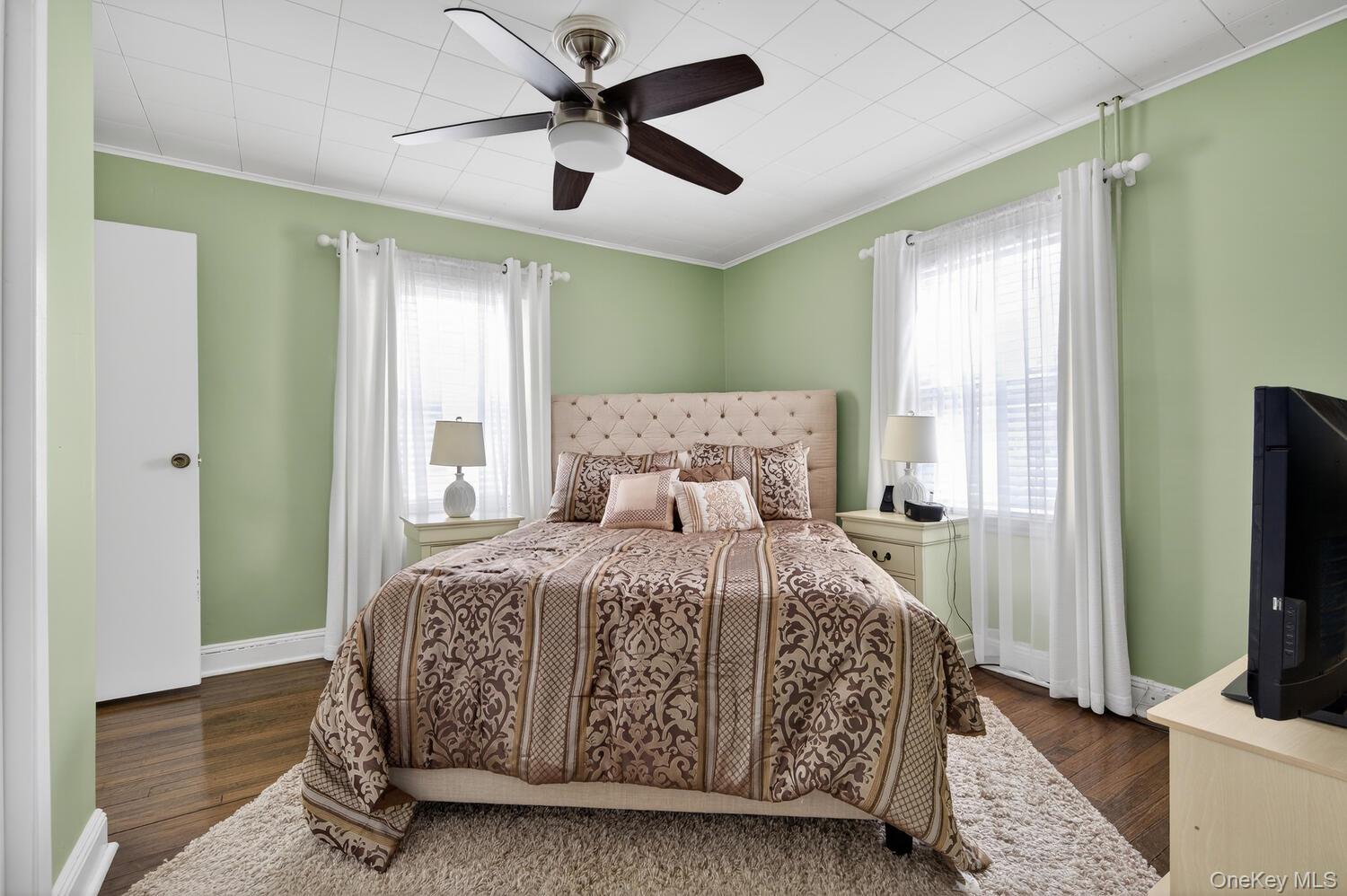 #3 photo, 12 Altamore Street, Melville , NY 11747