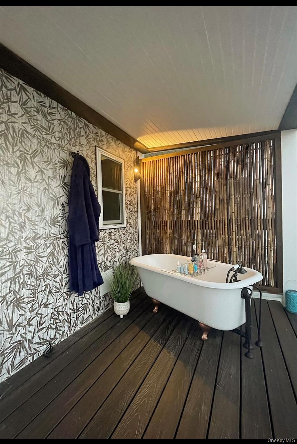 #10 photo, 192 Beach 109th Street, Rockaway Park , NY 11694