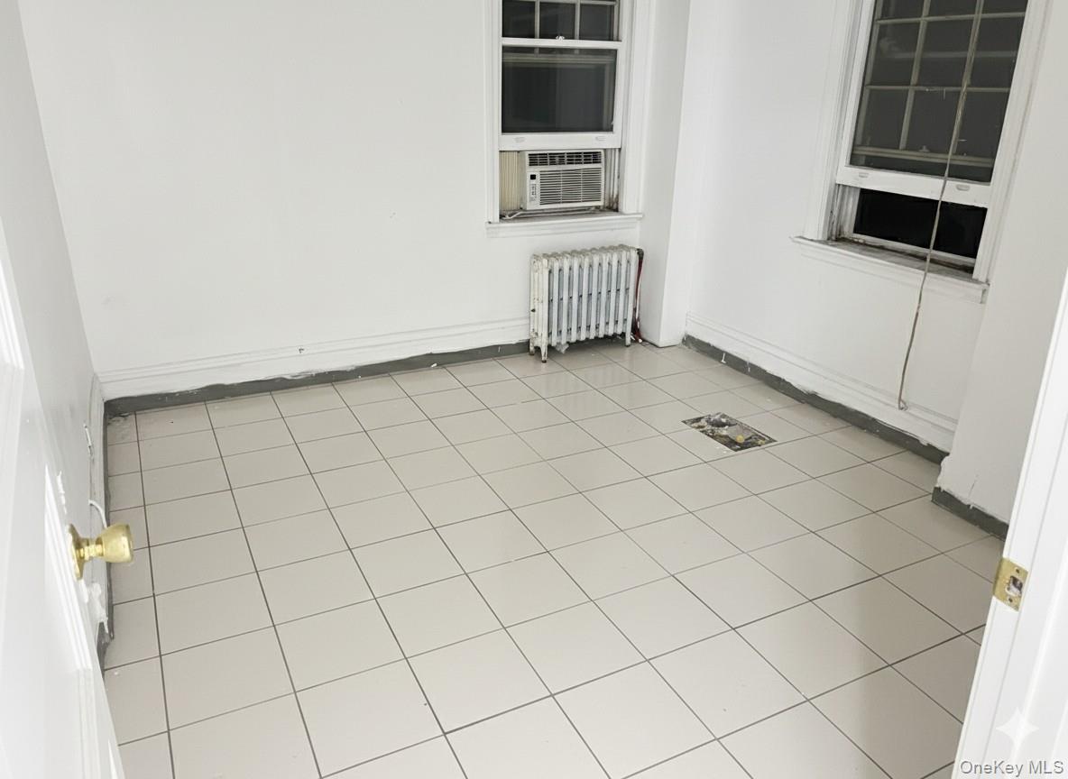 #6 photo, 3723 76th Street, Jackson Heights , NY 11372