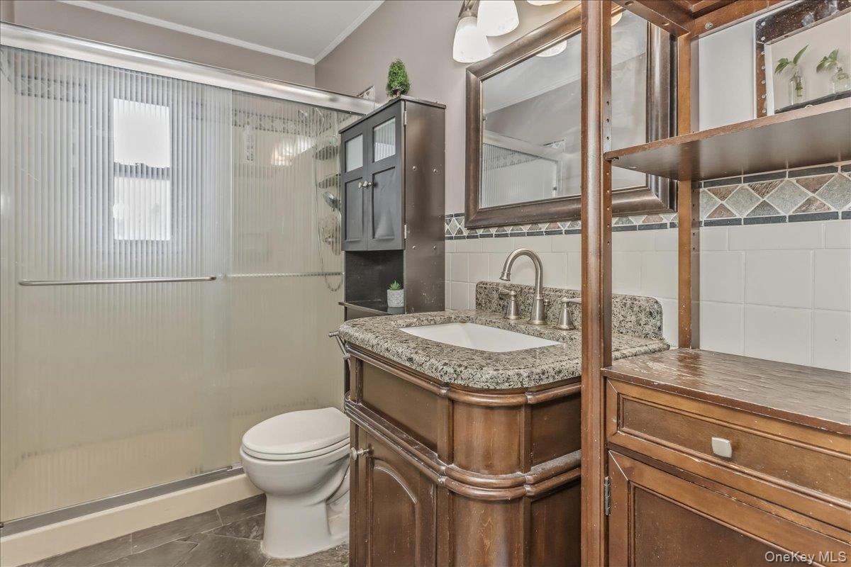 #12 photo, 597 Seminole Road, Franklin Square , NY 11010