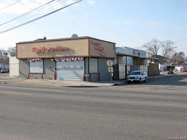 #1 photo, 926 Nassau Road, 롱 아일랜드 Uniondale , NY 11553