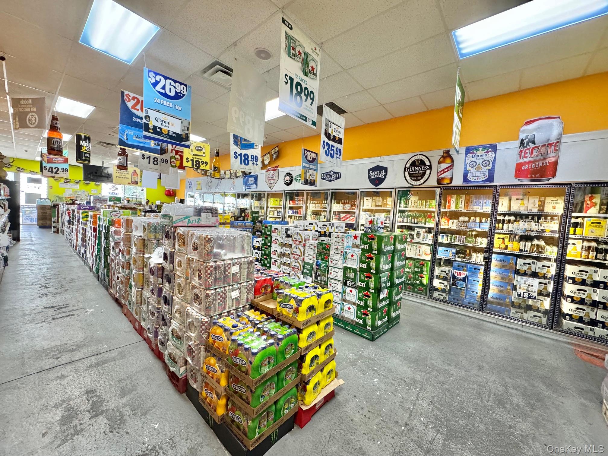 #13 photo, 926 Nassau Road, ناسو Uniondale , NY 11553