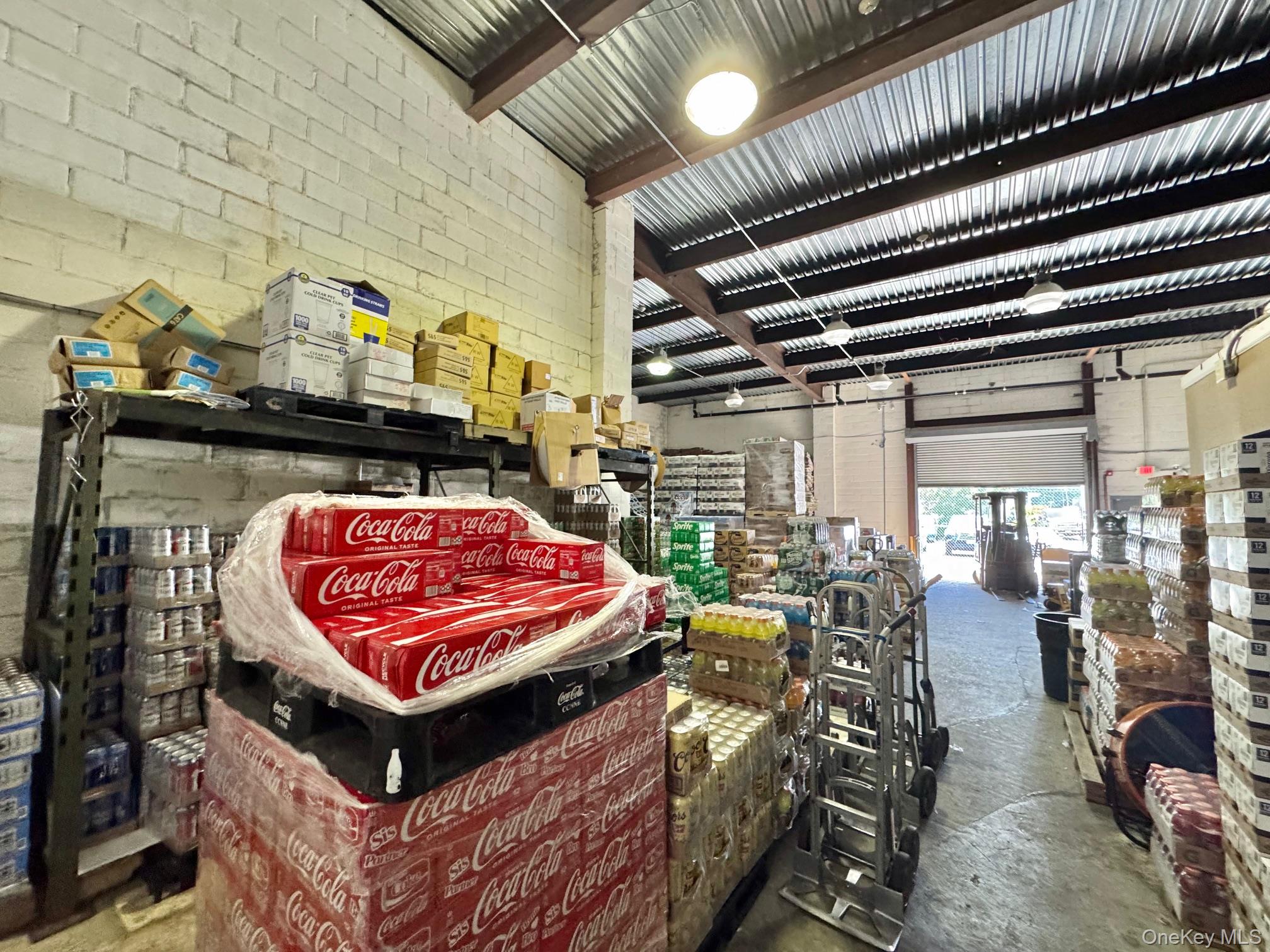 #14 photo, 926 Nassau Road, ناسو Uniondale , NY 11553