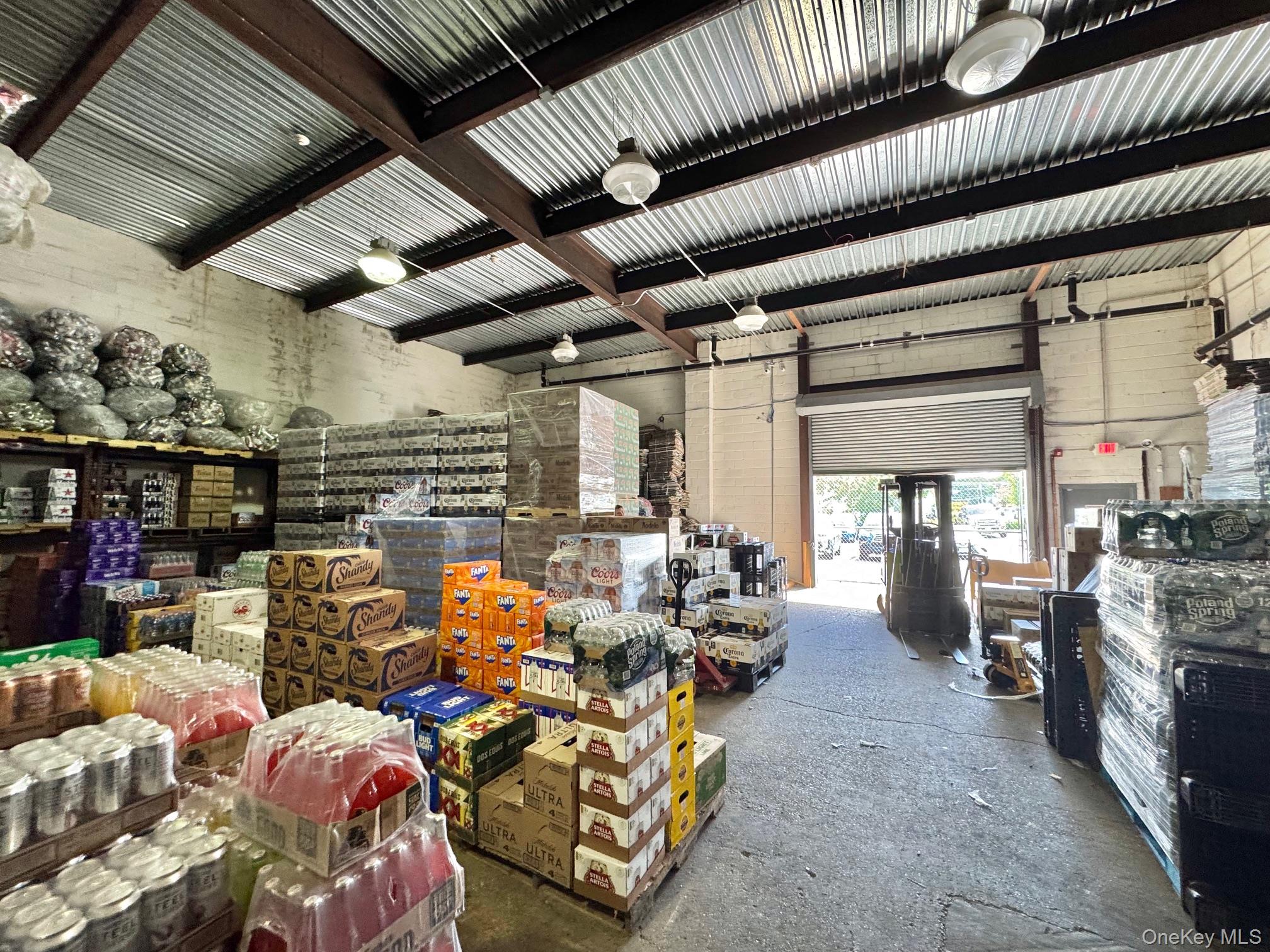 #15 photo, 926 Nassau Road, ناسو Uniondale , NY 11553