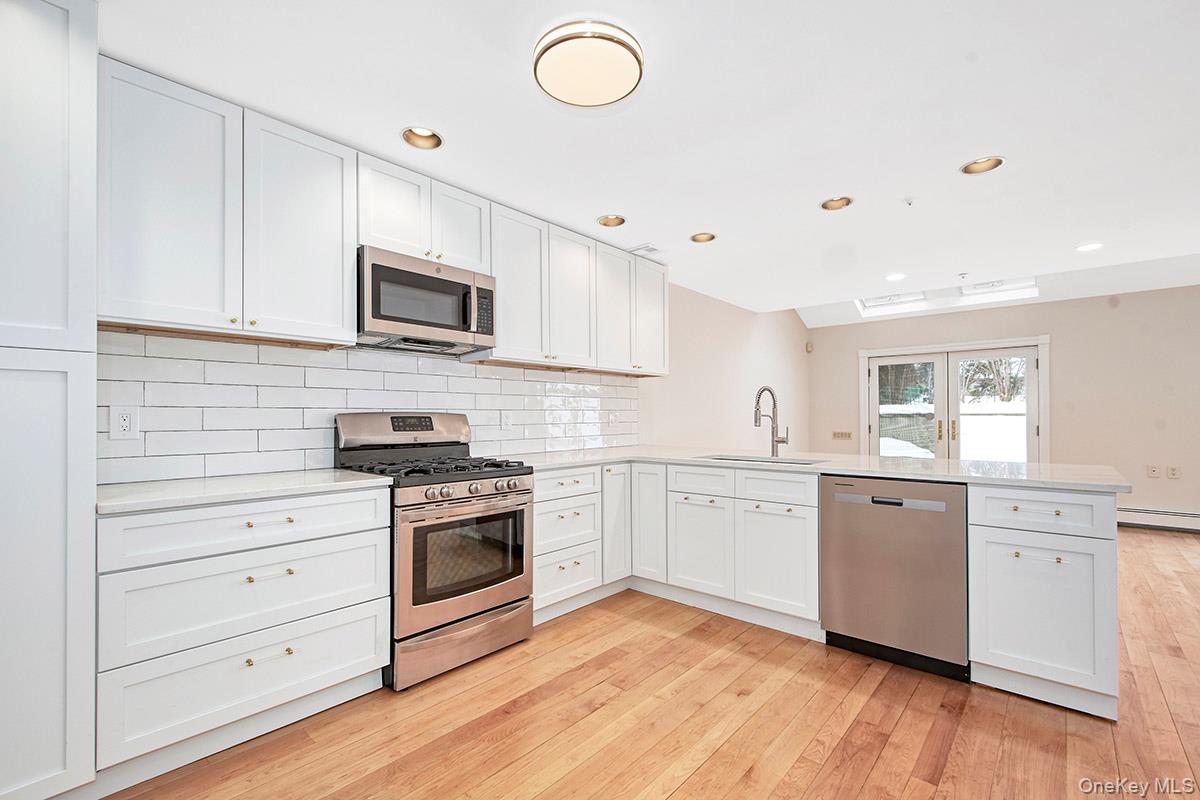 #13 photo, 228 Lincoln Avenue, West Harrison , NY 10604