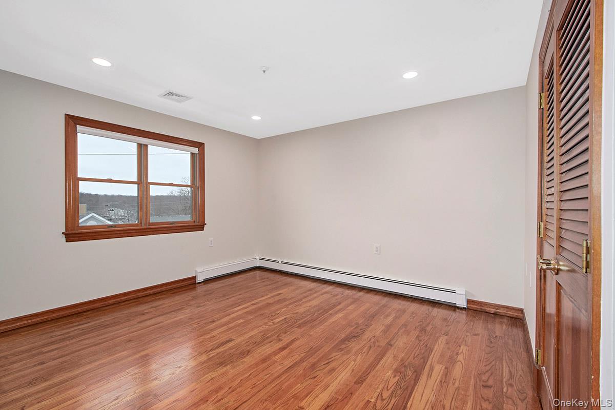 #16 photo, 228 Lincoln Avenue, West Harrison , NY 10604