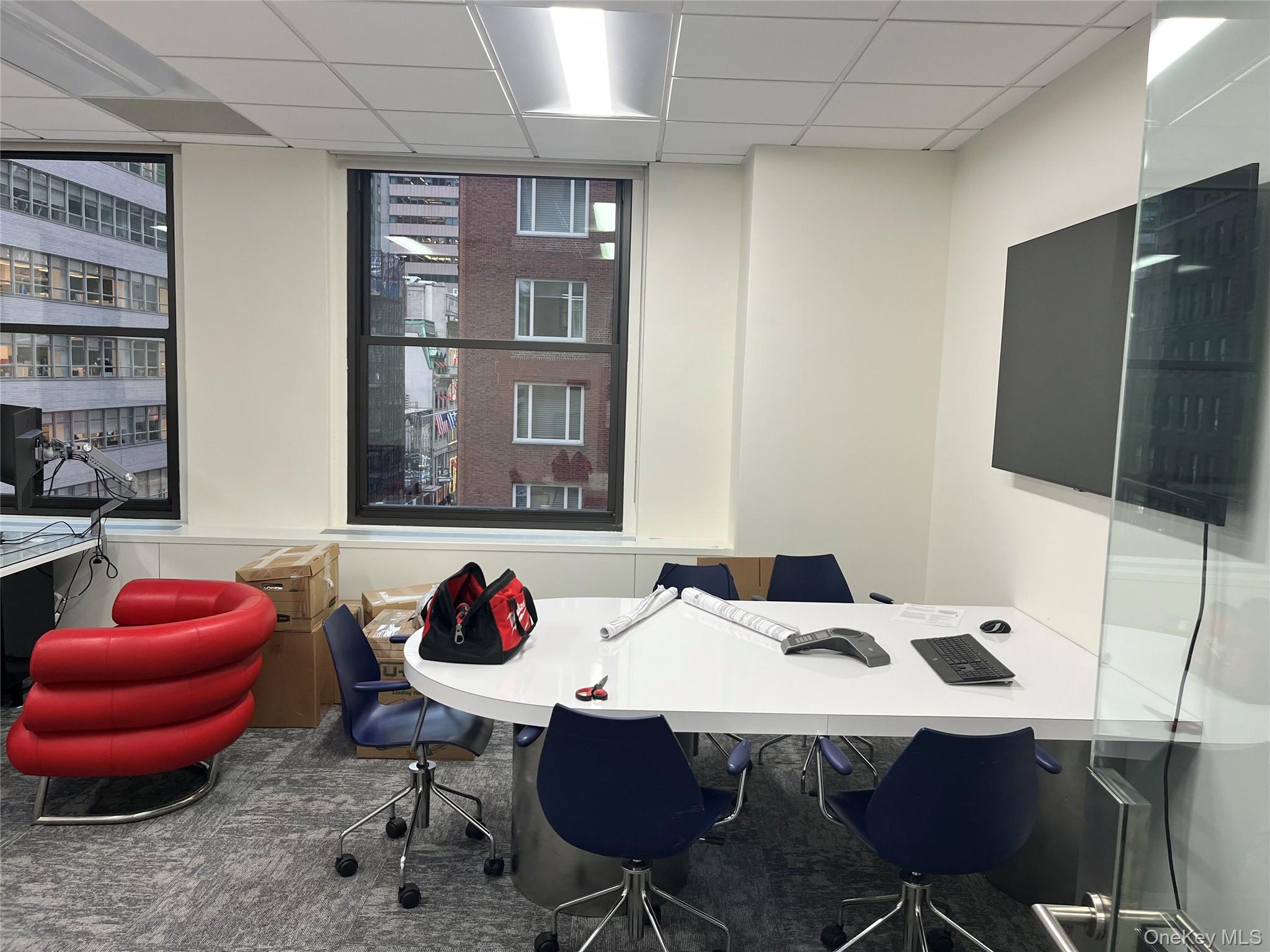 #12 photo, 501 Madison Ave, New York (Manhattan) , NY 10022