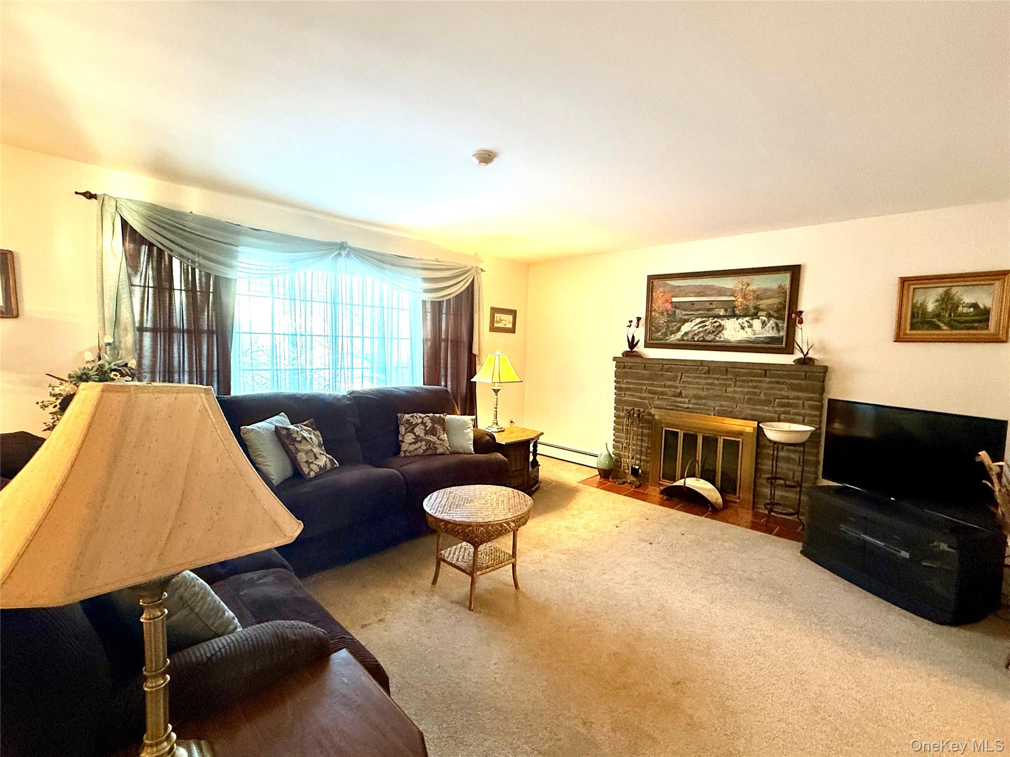 #8 photo, 130 Grand Street, Highland , NY 12528