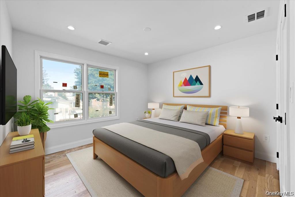 #4 photo, 97 Thurton Place, Yonkers , NY 10704