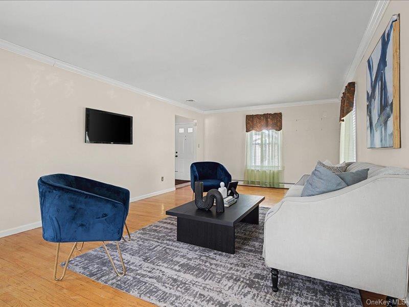 #17 photo, 4 Debbie Court, Chester , NY 10918