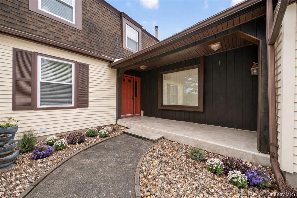 #3 photo, 4 Debbie Court, Chester , NY 10918