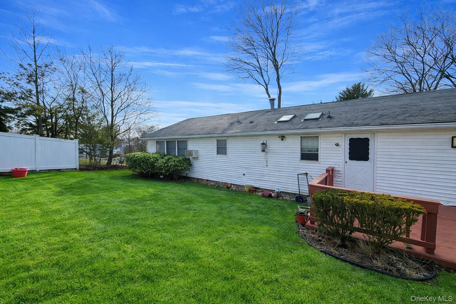 #3 photo, 20 Rose Street, White Plains , NY 10605