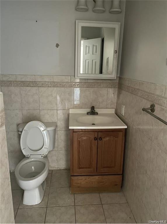 #10 photo, 32 Scarborough Lane, Wappingers Falls , NY 12590